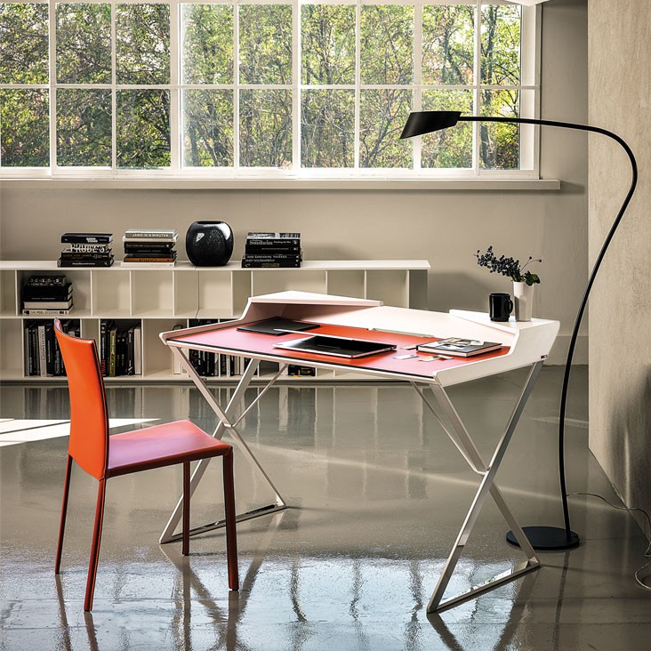 Cattelan Italia Письменный стол Qwerty от Cattelan Italia — в интерьере