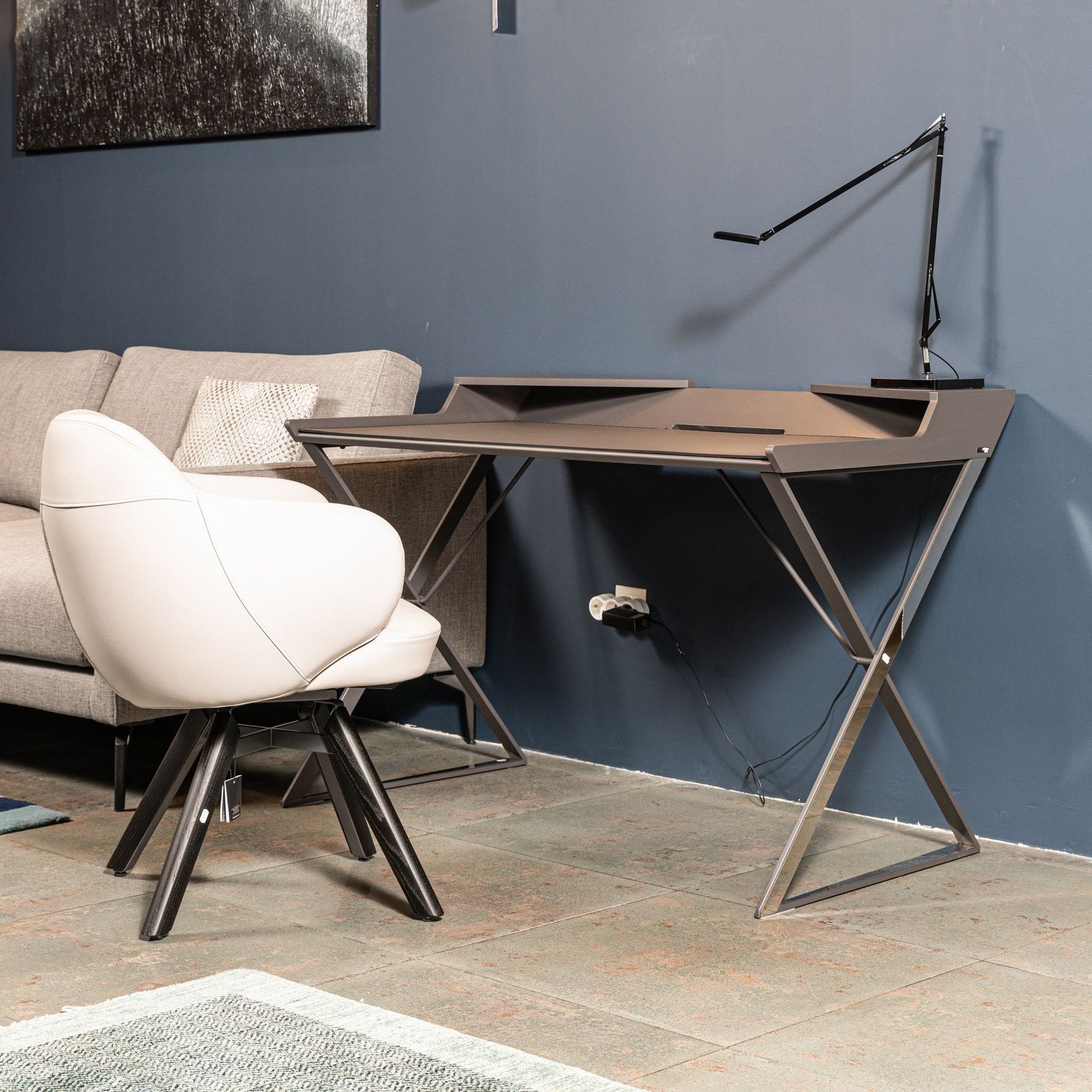 Cattelan Italia Письменный стол Qwerty от Cattelan Italia — в интерьере