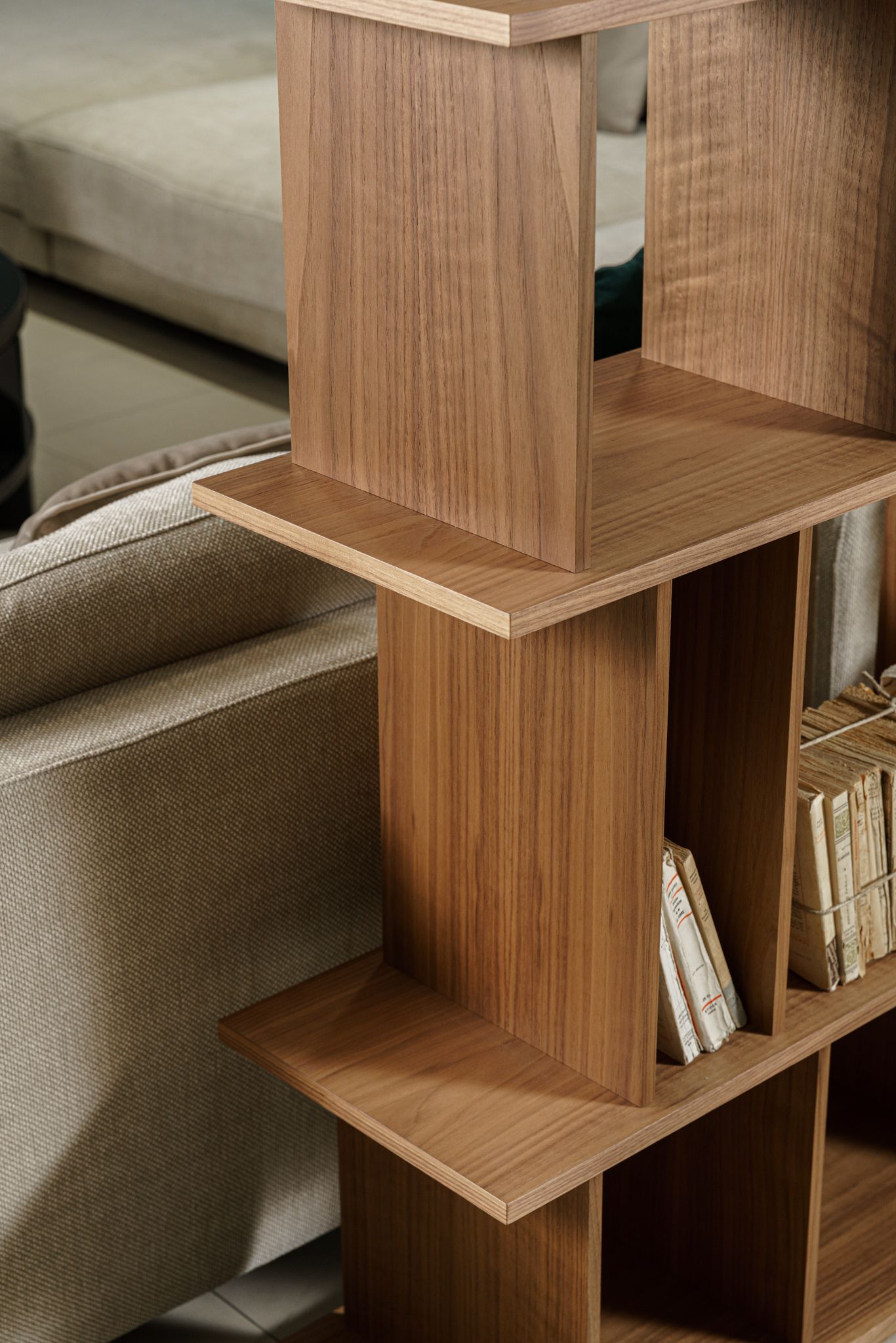 Cattelan Italia Стеллаж Loft от Cattelan Italia — в интерьере