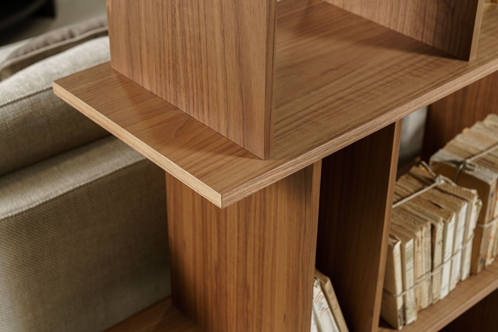 Cattelan Italia Стеллаж Loft от Cattelan Italia — в интерьере
