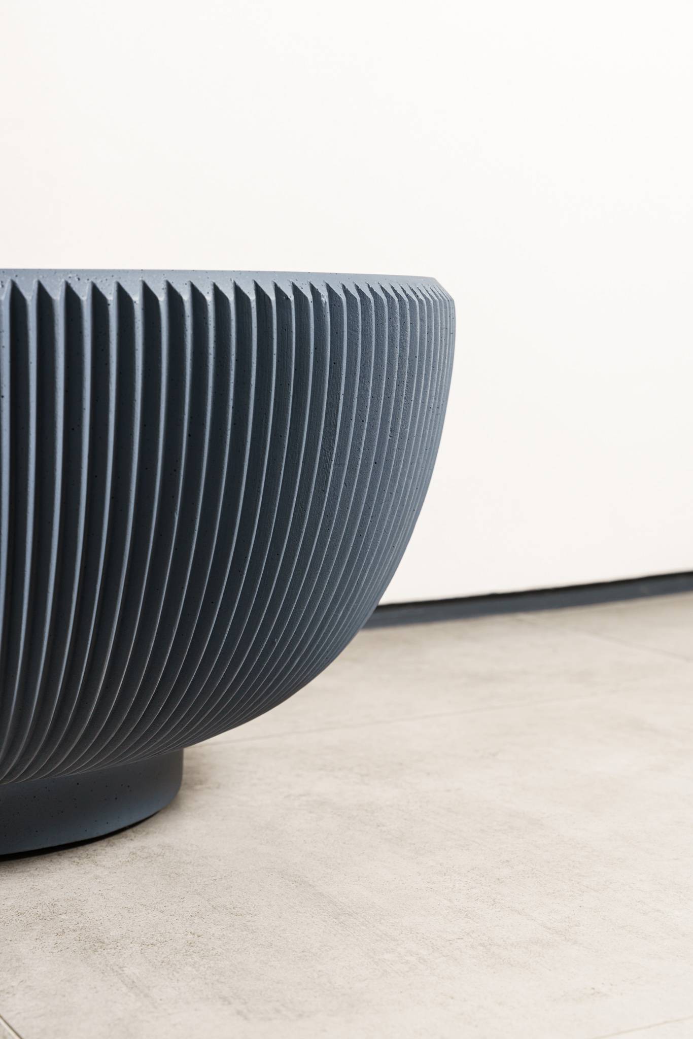 Baxter Журнальный столик Juno Cemento Blu 70 от Baxter — в интерьере