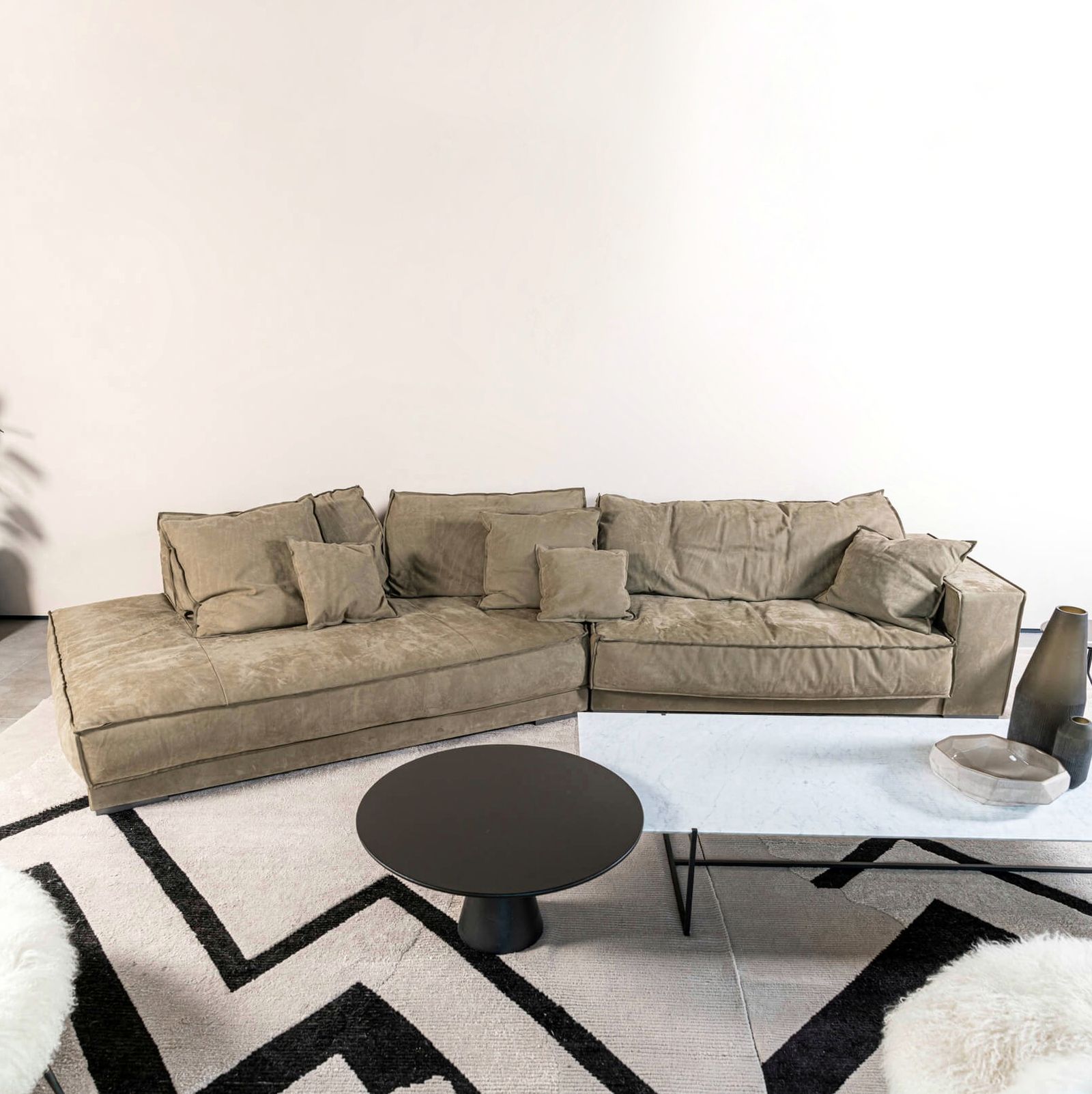 Baxter Диван Budapest Soft Kashmir Souris от Baxter — в интерьере