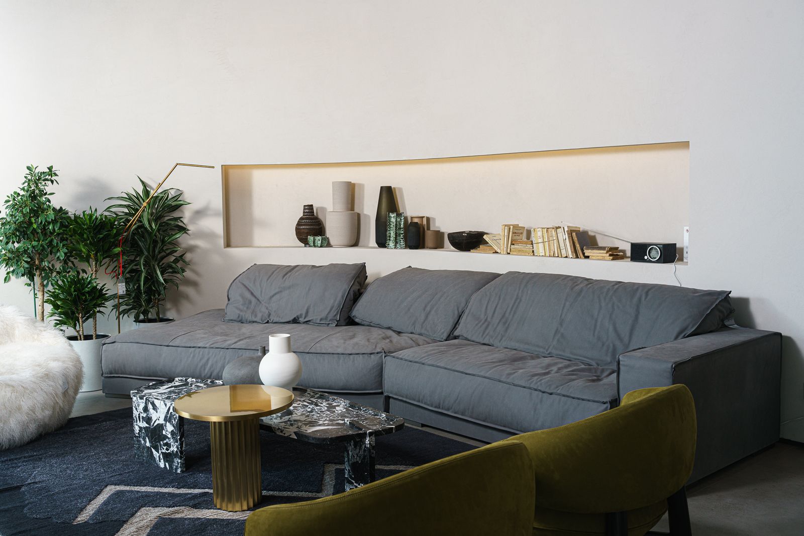 Baxter Диван Budapest Soft Kashmir Plomb от Baxter — в интерьере