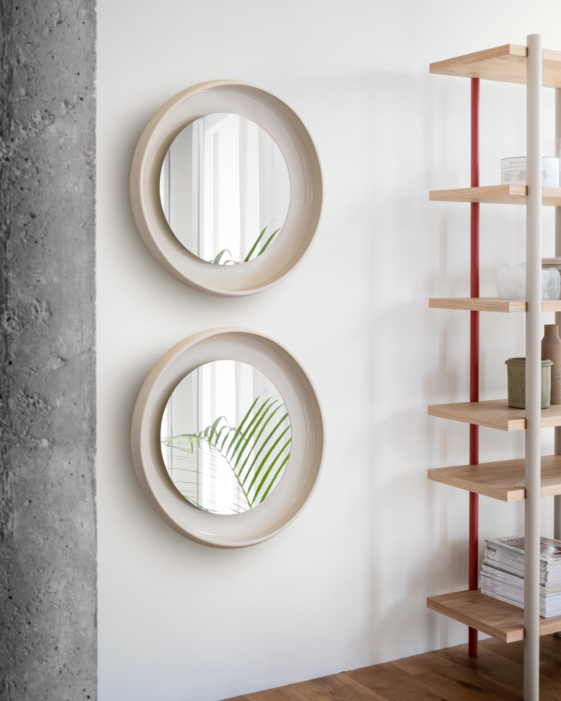 Miniforms Зеркало Coque от Miniforms — в интерьере