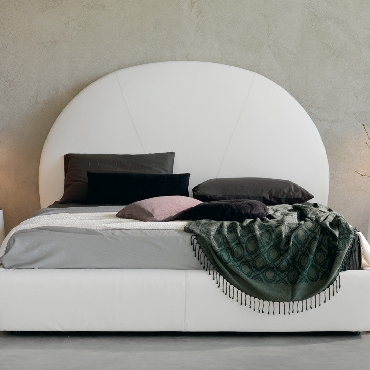 Cattelan Italia Белая эксклюзивная кровать Bjorn от Cattelan Italia — в интерьере