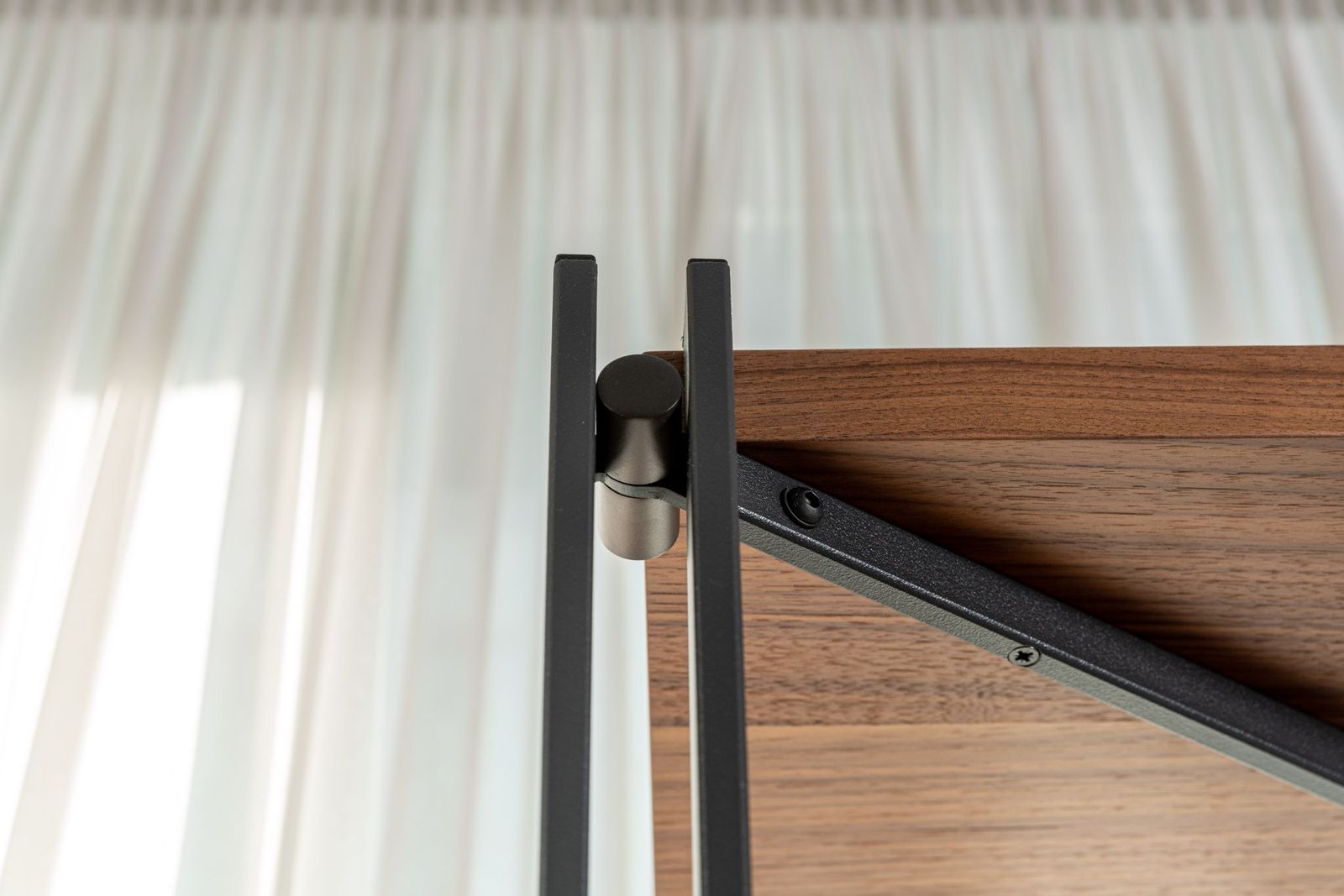 Cattelan Italia Стеллаж Hudson Noce Canaletto от Cattelan Italia — в интерьере