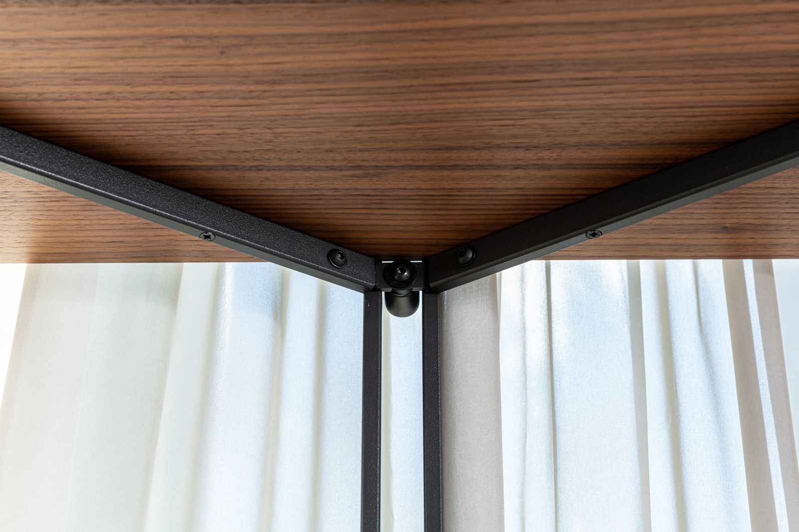 Cattelan Italia Стеллаж Hudson Noce Canaletto от Cattelan Italia — в интерьере
