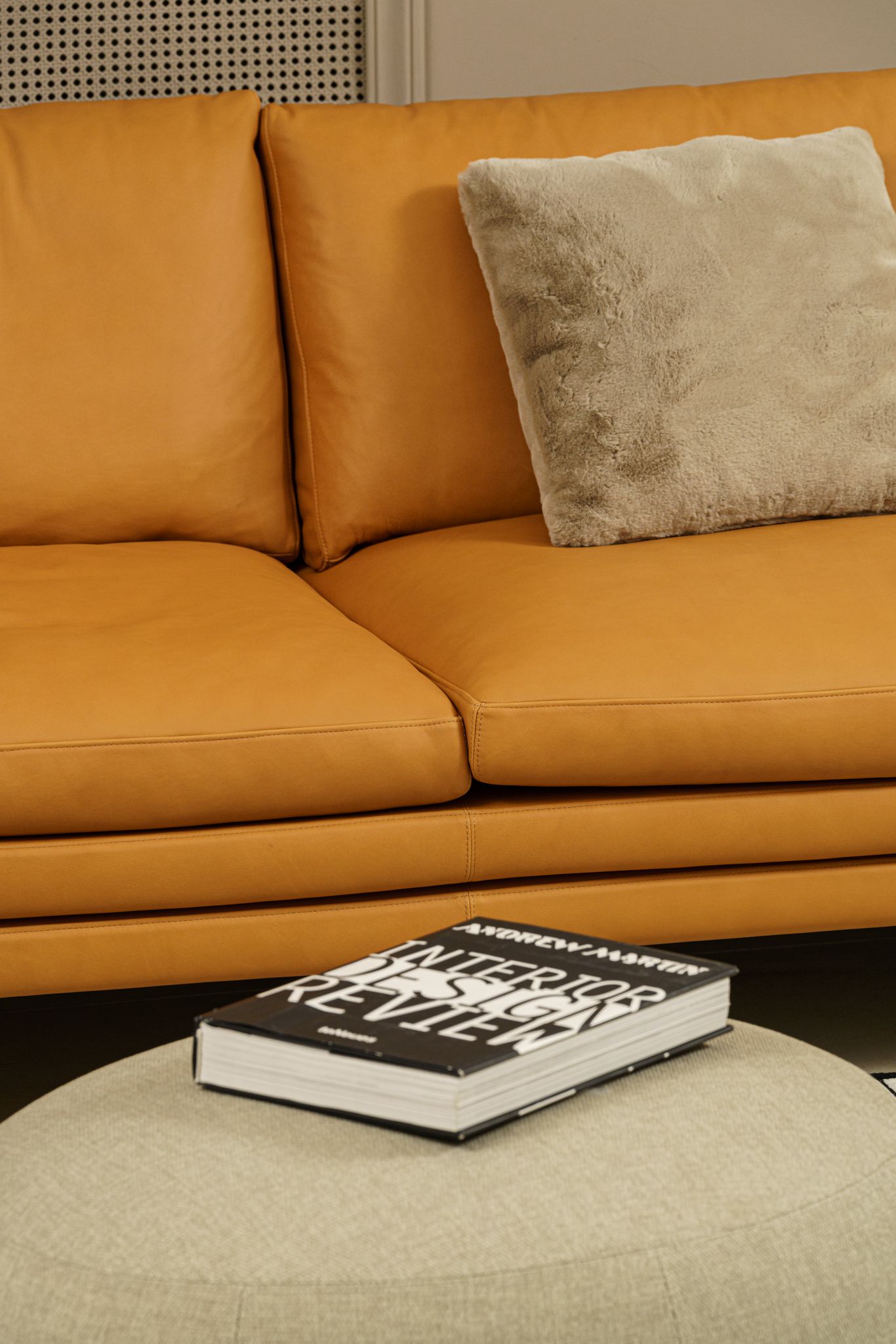 Zanotta Диван William leather от Zanotta — в интерьере