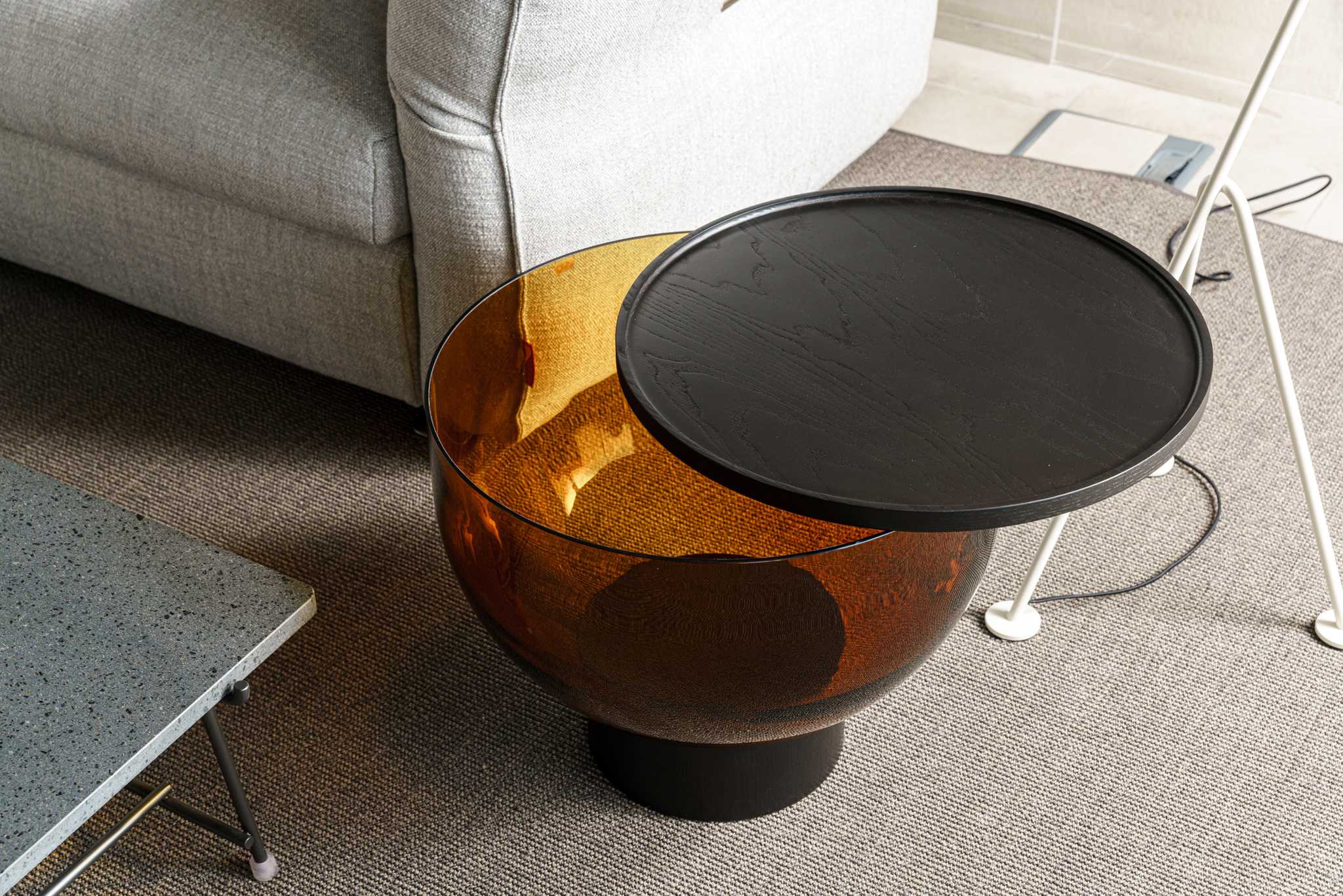 Miniforms Журнальный столик Mastea Amber от Miniforms — в интерьере