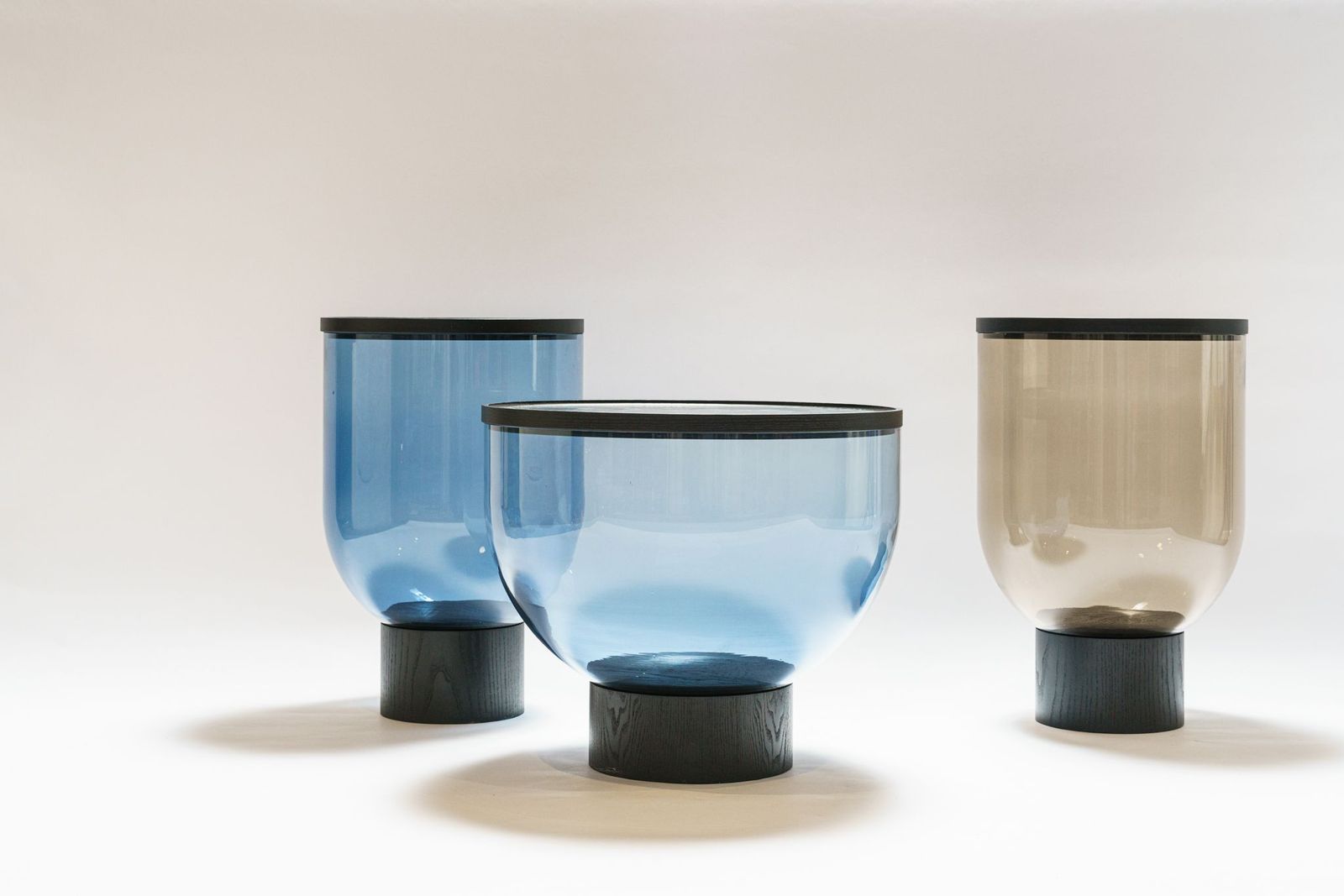 Miniforms Журнальный столик Mastea Smoke Grey от Miniforms — в интерьере