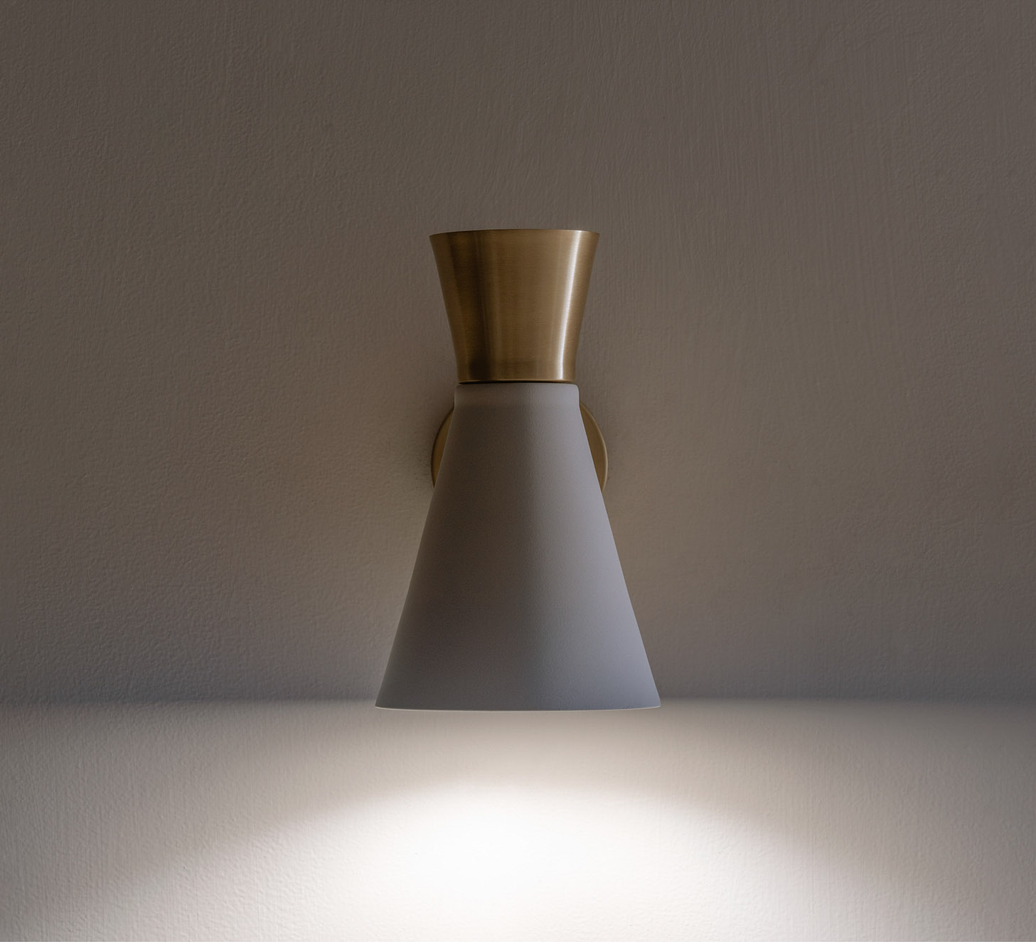 Tosconova Бра Nelly Wall Lamp от Tosconova — в интерьере