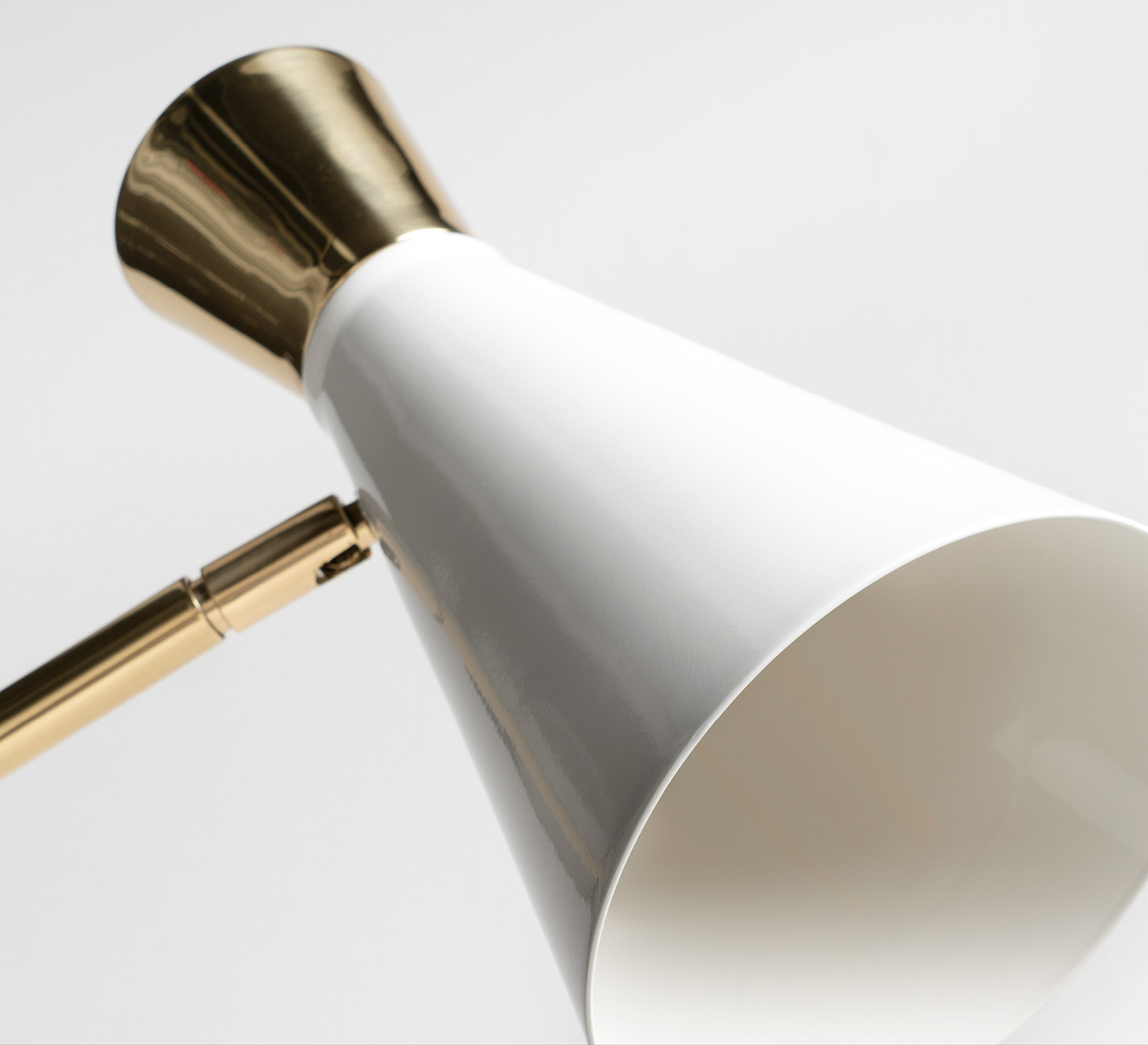 Tosconova Торшер Nelly Floor Lamp от Tosconova — в интерьере