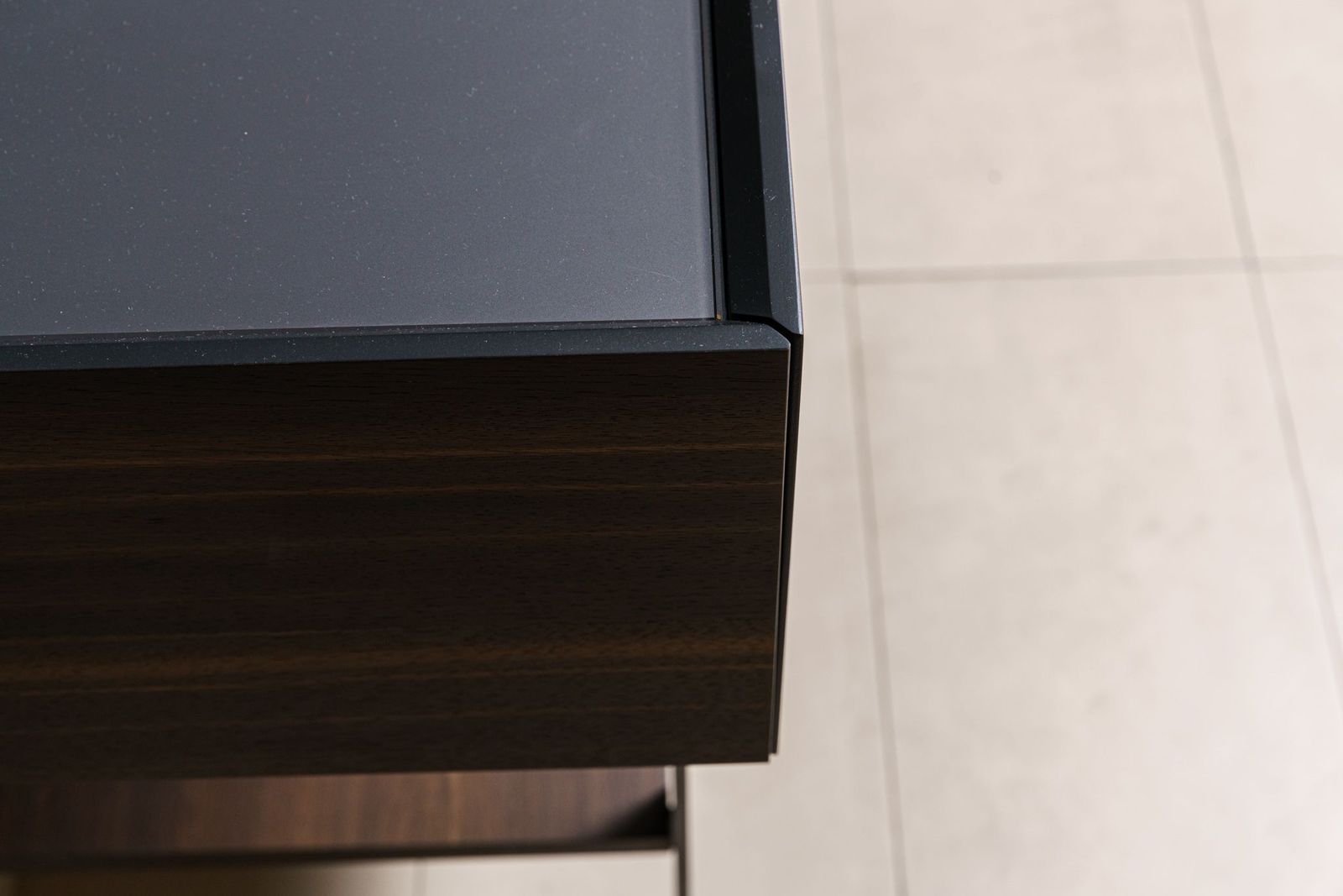Cattelan Italia Консоль высокая Horizon Rovere Bruciato от Cattelan Italia — в интерьере