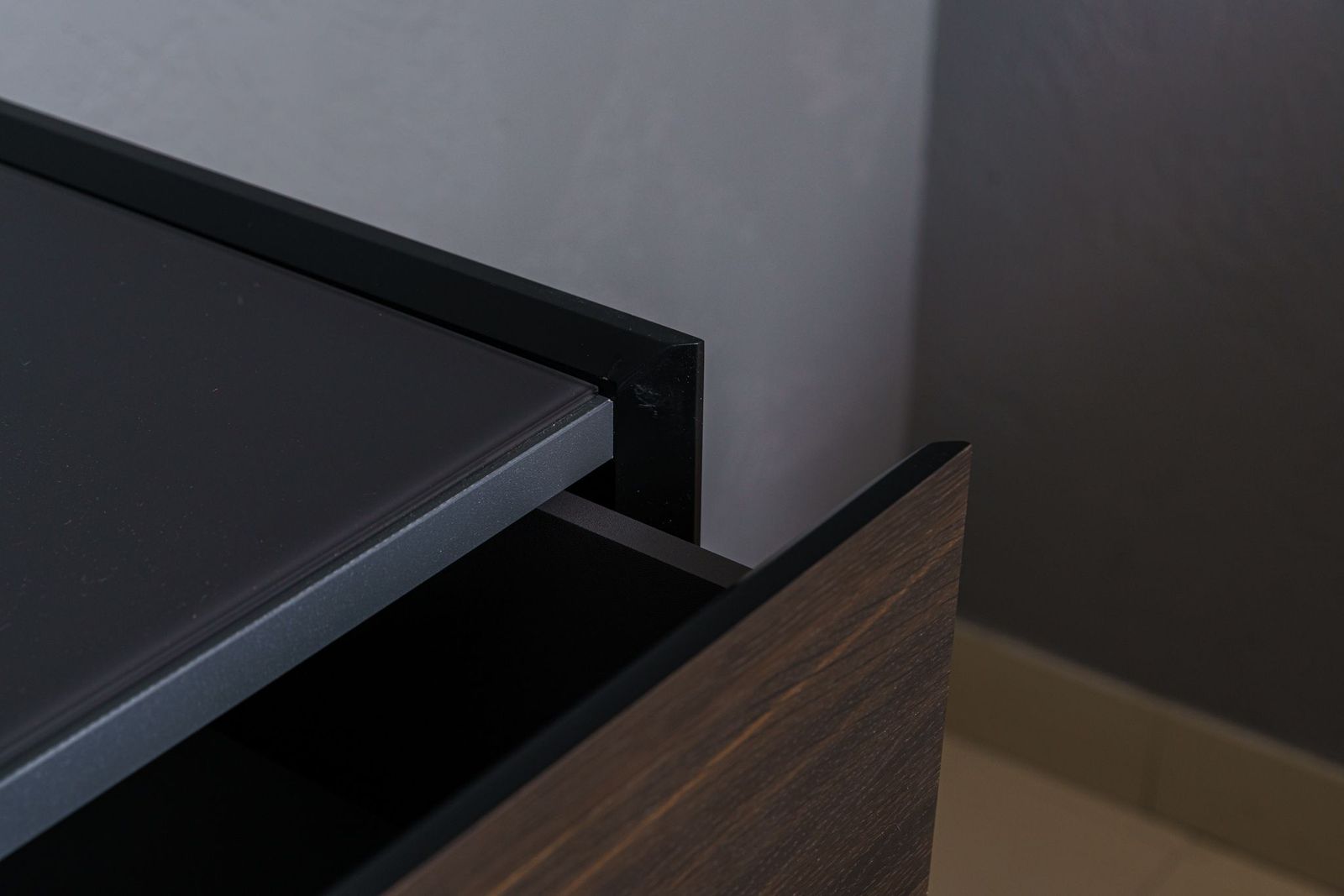 Cattelan Italia Консоль высокая Horizon Rovere Bruciato от Cattelan Italia — в интерьере