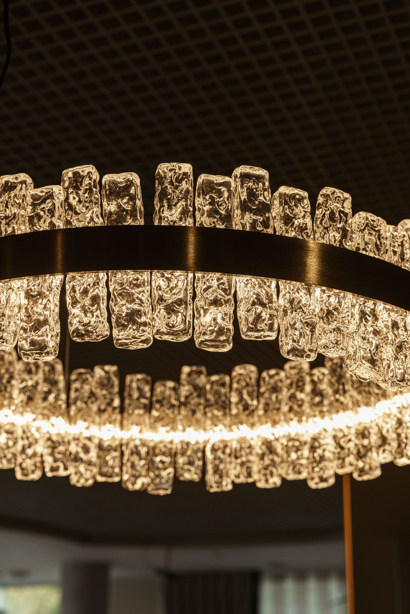 Cattelan Italia Люстра Phoenix S3 от Cattelan Italia — в интерьере