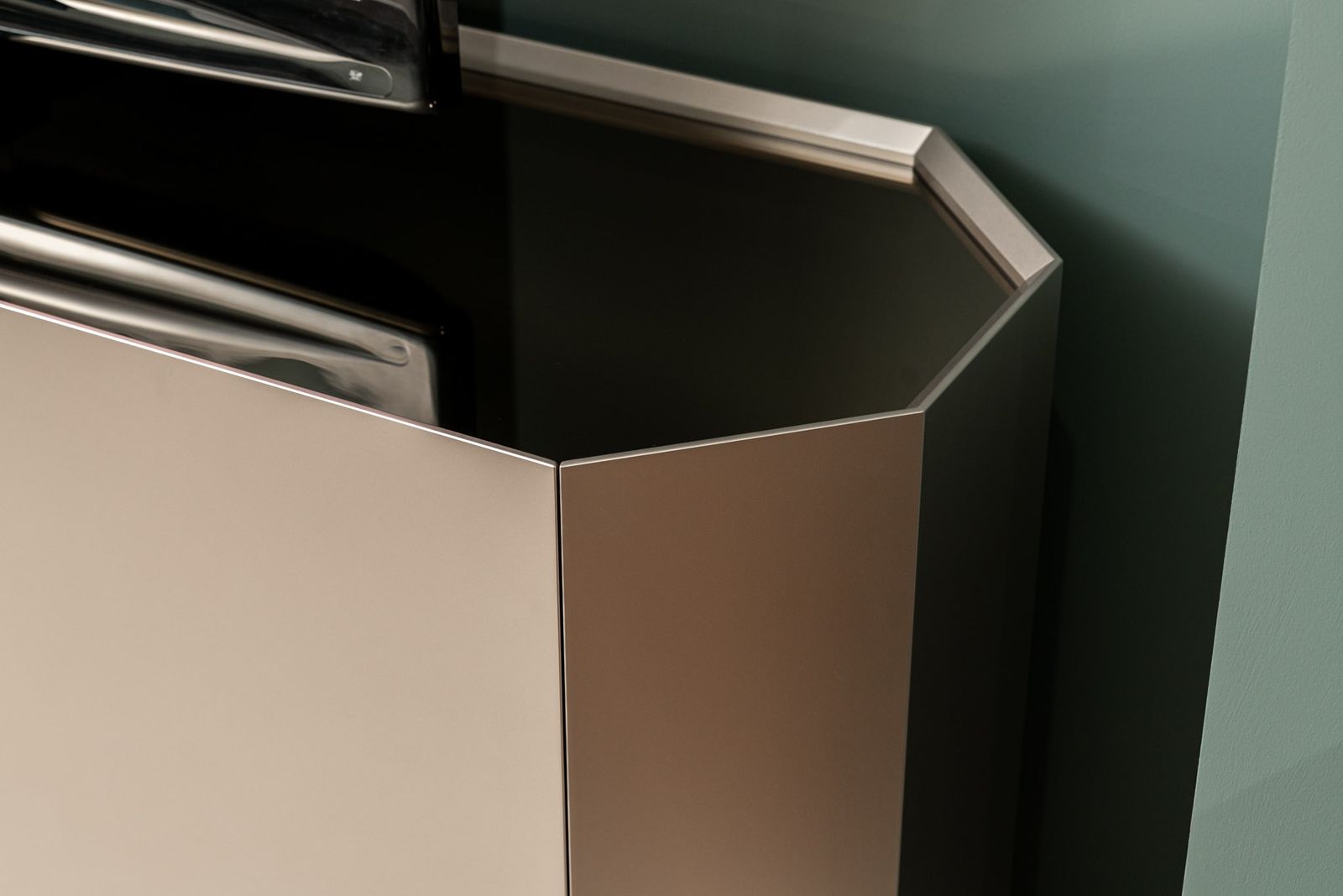 Cattelan Italia Комод Chelsea 3-75 от Cattelan Italia — в интерьере