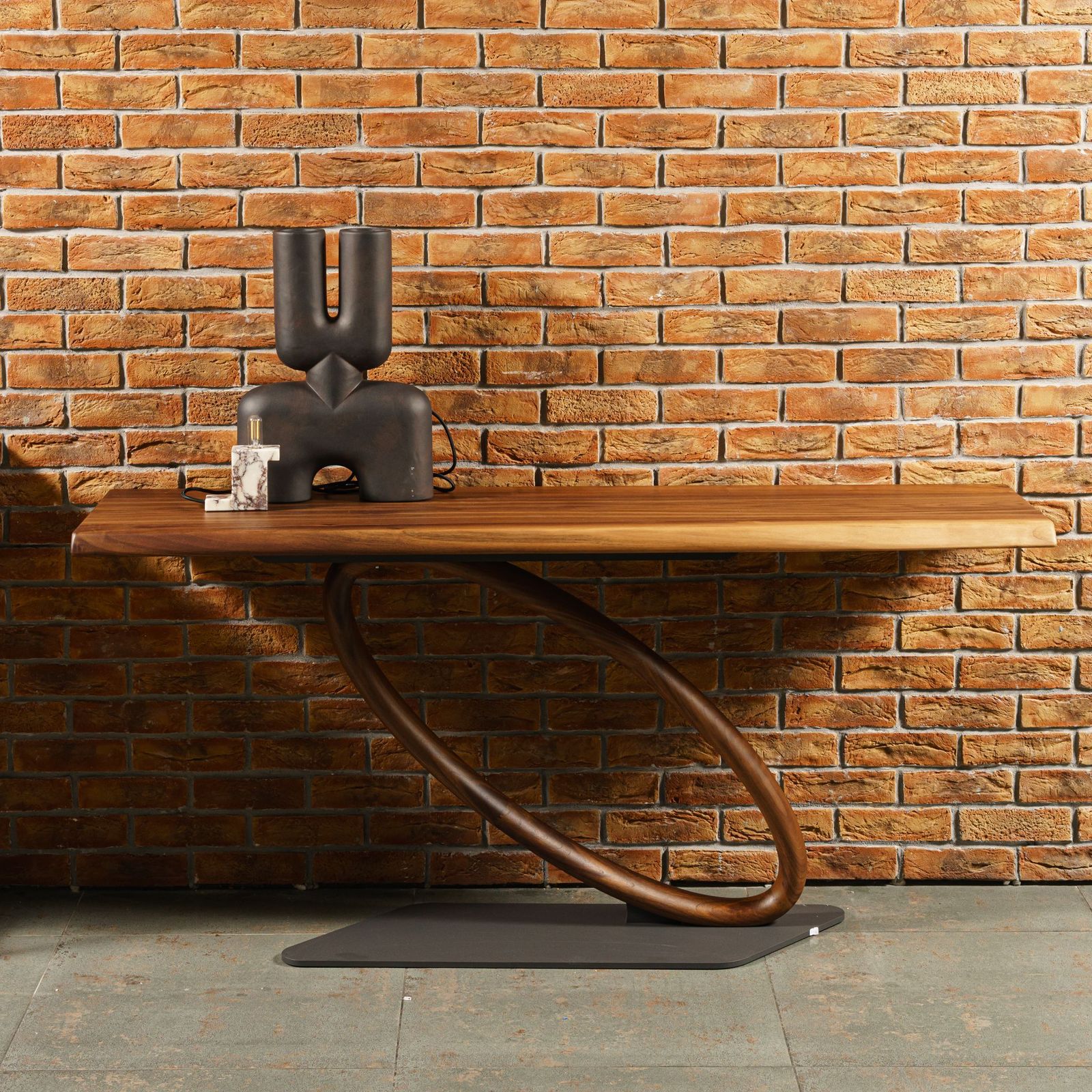 Cattelan Italia Консоль Tour от Cattelan Italia — в интерьере