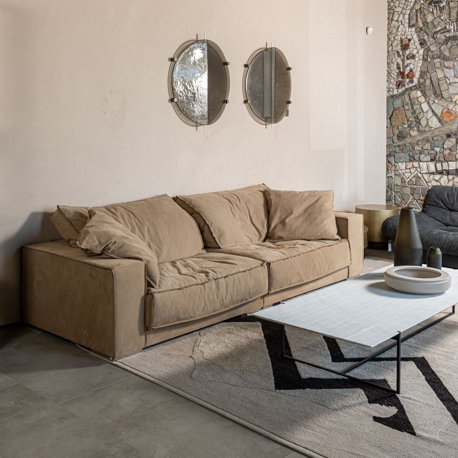 Baxter Диван Budapest Soft Kashmir Miel от Baxter — в интерьере