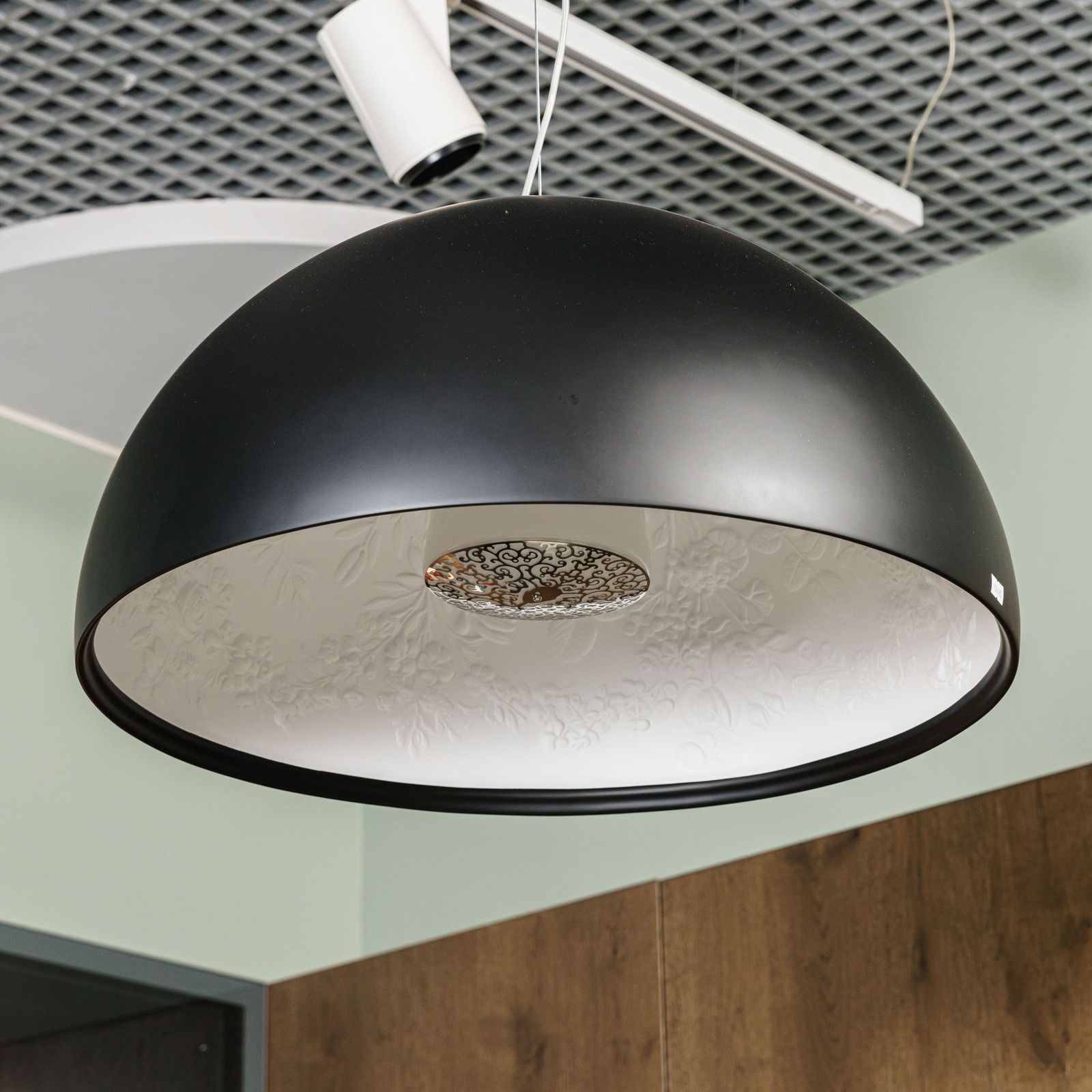 Flos Люстра Skygarden 1 matt black от Flos — в интерьере