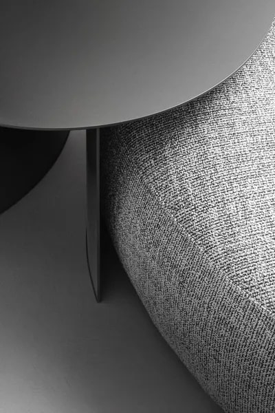 Flou Журнальный столик Pierre 120 matt burnished от Flou — в интерьере