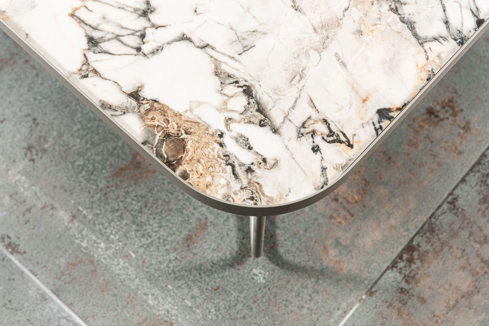 Cattelan Italia Журнальный столик Benny Keramik Square от Cattelan Italia — в интерьере