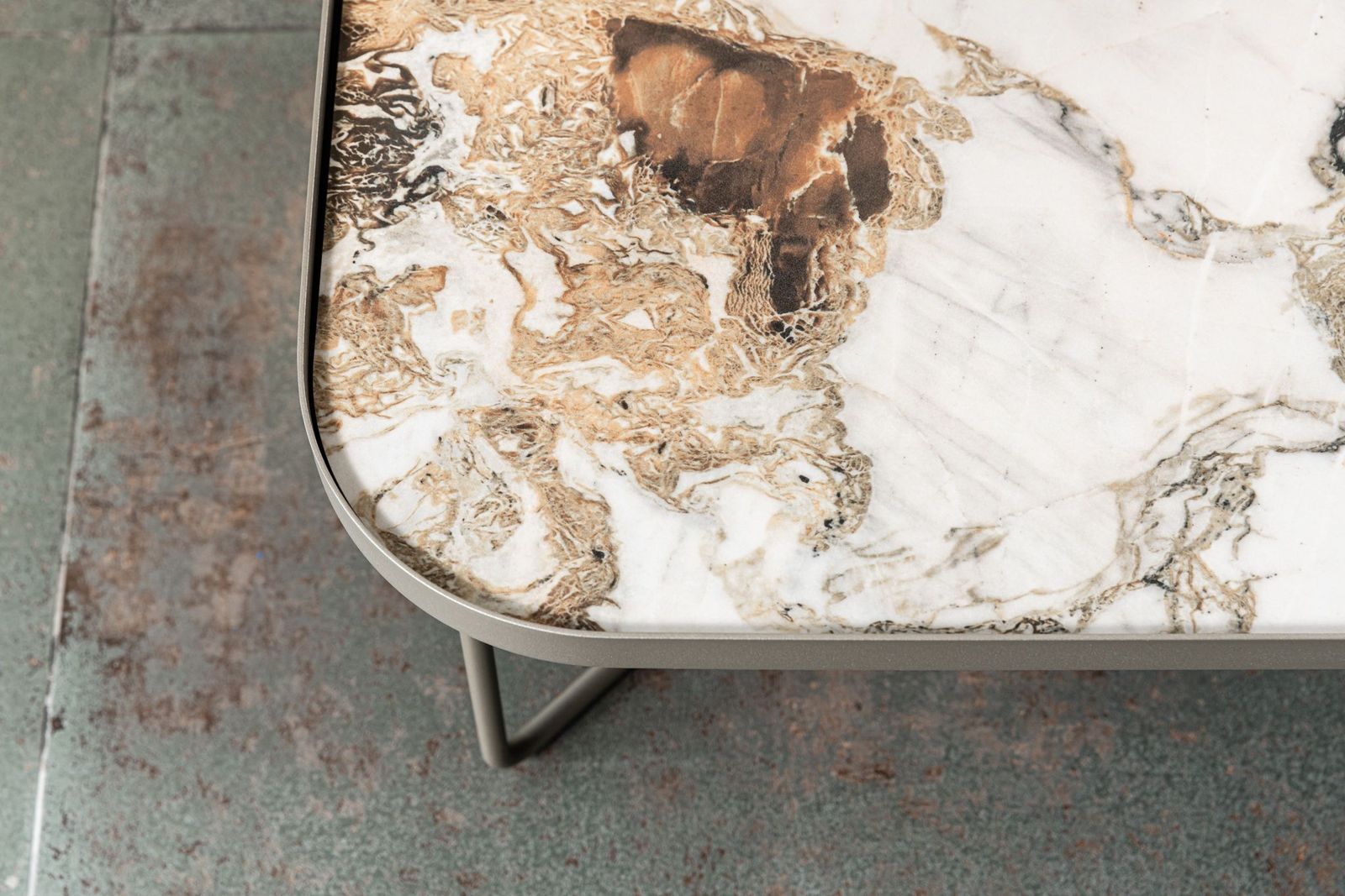 Cattelan Italia Журнальный столик Benny Keramik Square от Cattelan Italia — в интерьере