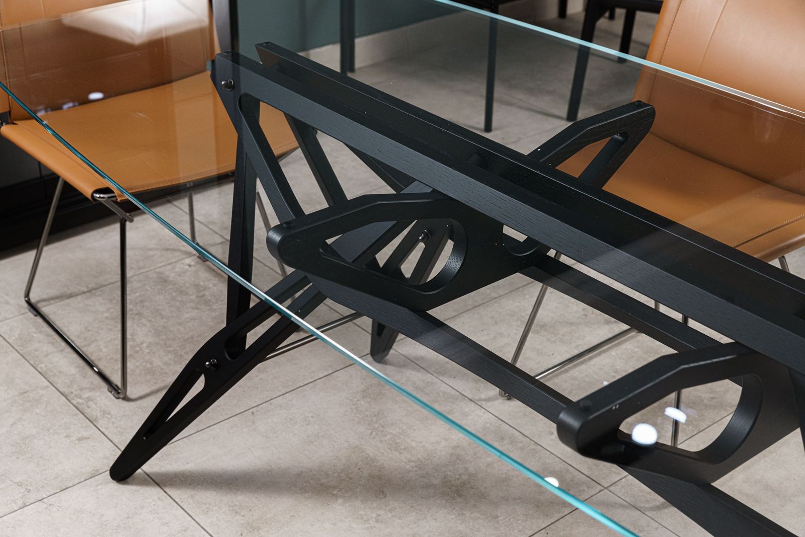 Zanotta Стол CM Extra-clear glass Reale от Zanotta — в интерьере