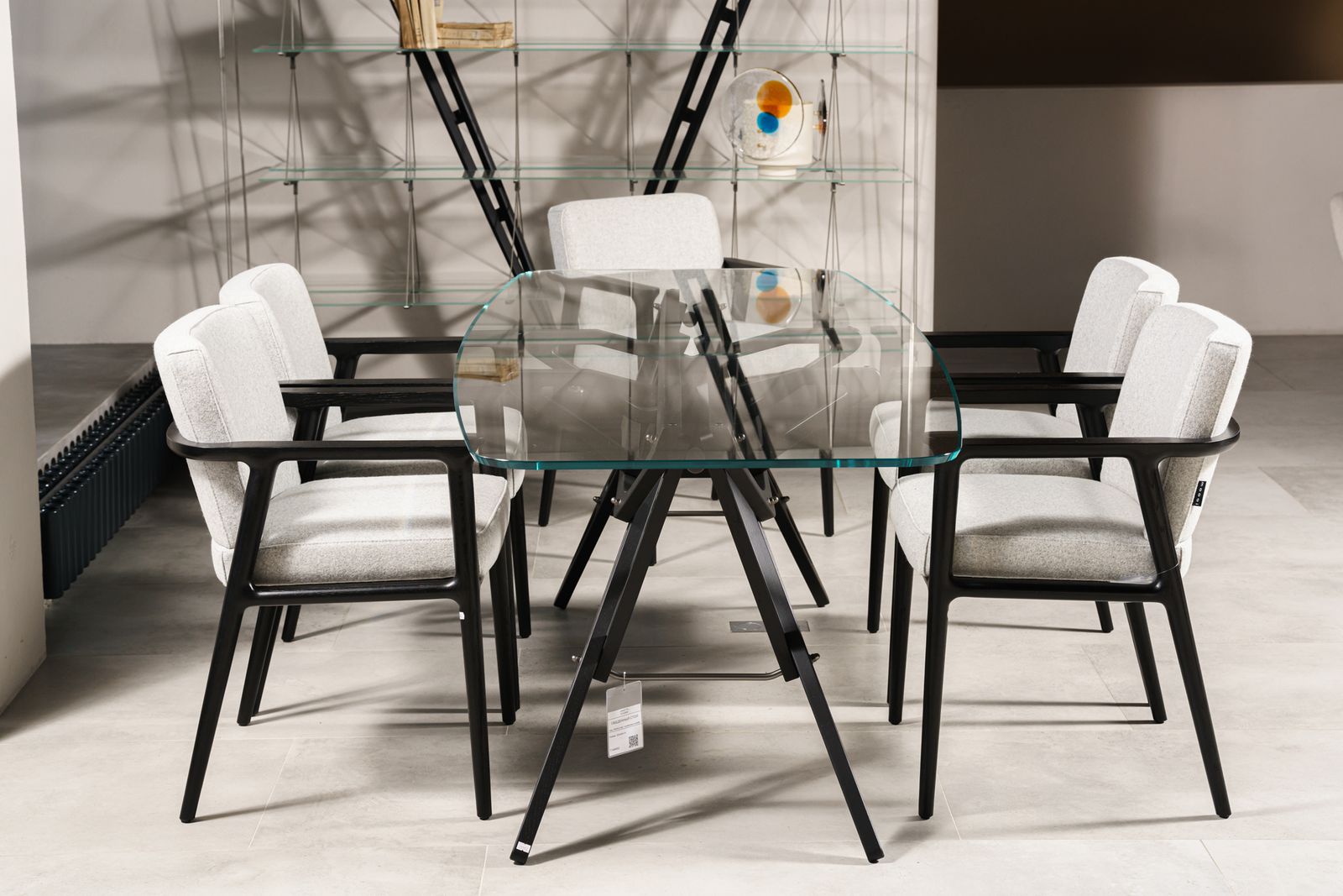 Zanotta Стол CM Extra-clear glass Reale от Zanotta — в интерьере