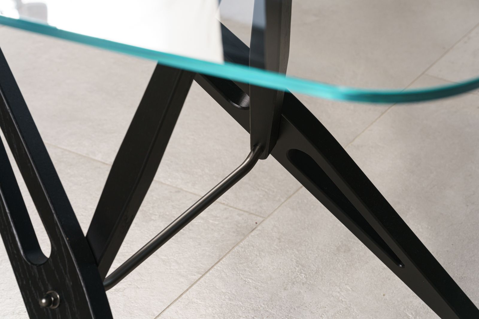 Zanotta Стол CM Extra-clear glass Reale от Zanotta — в интерьере