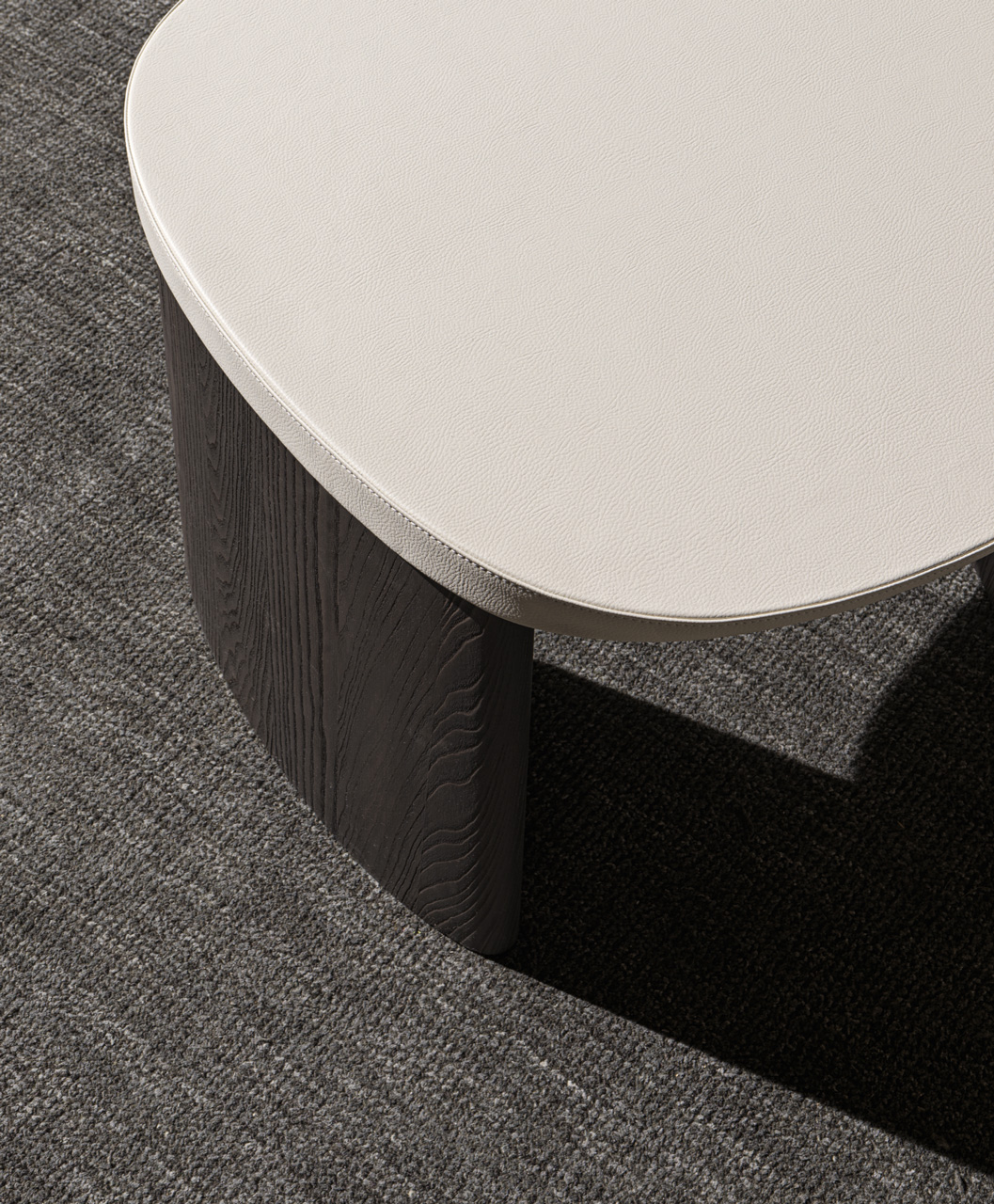 Molteni&C Журнальный столик Cleo 90 от Molteni & C — в интерьере