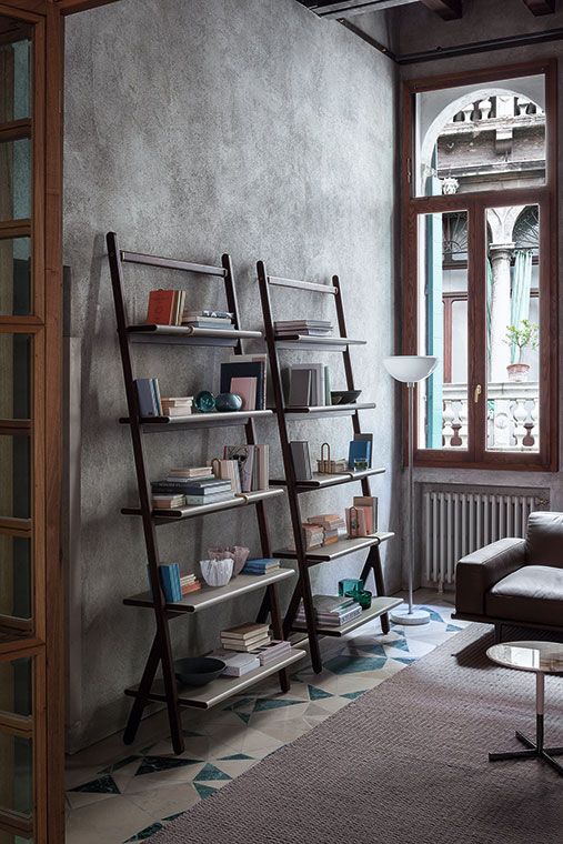 Poltrona Frau Стеллаж Ren Freestanding от Poltrona Frau — в интерьере