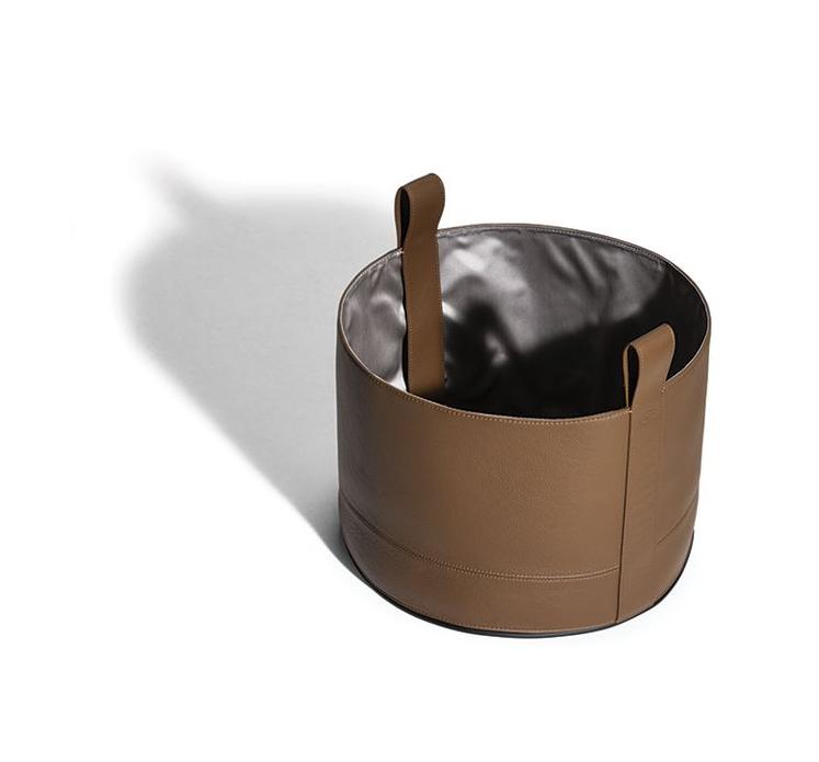 Poltrona Frau Кожаная корзина Leather Basket L от Poltrona Frau