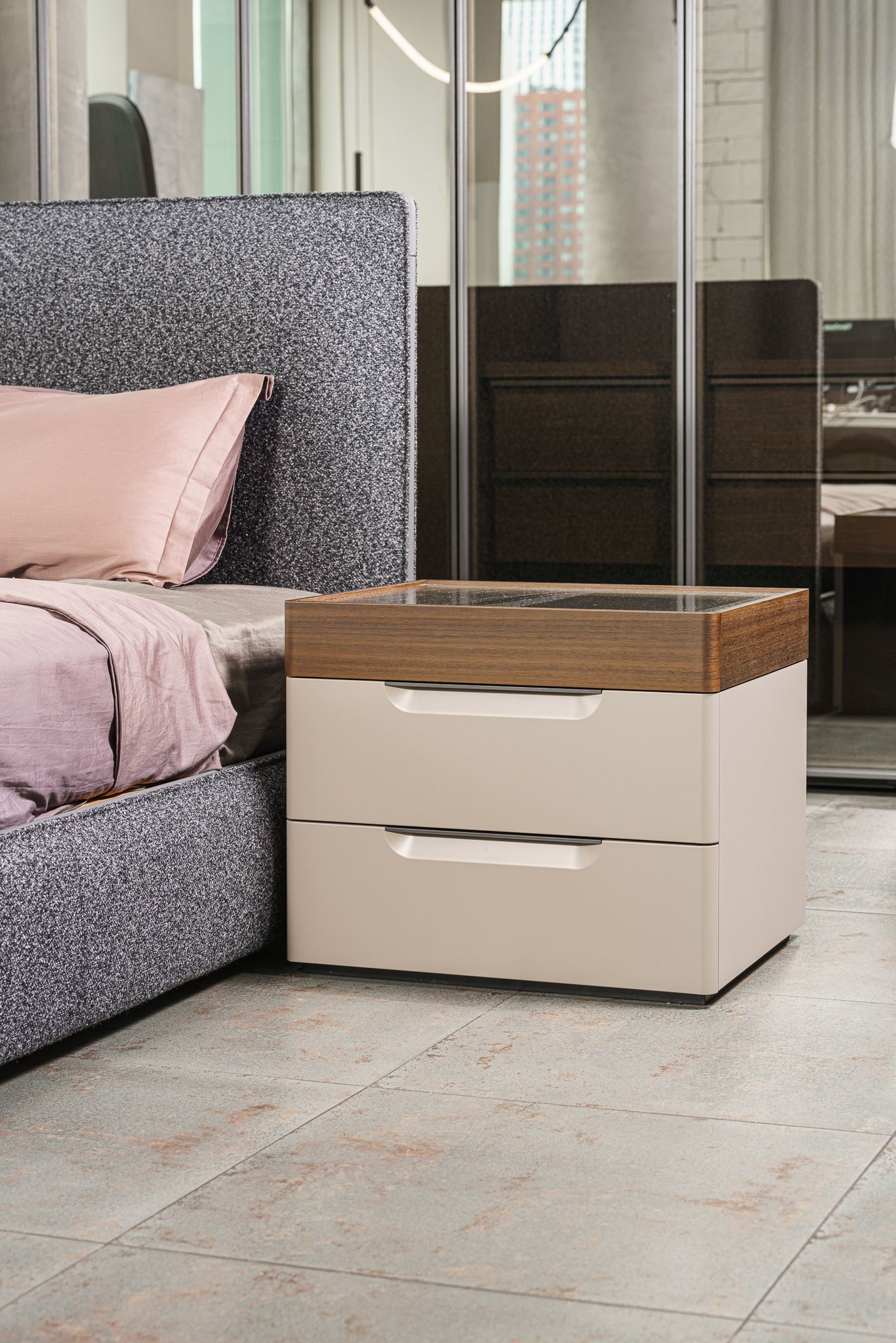 Molteni&C Прикроватная тумбочка 7070 от Molteni & C — в интерьере