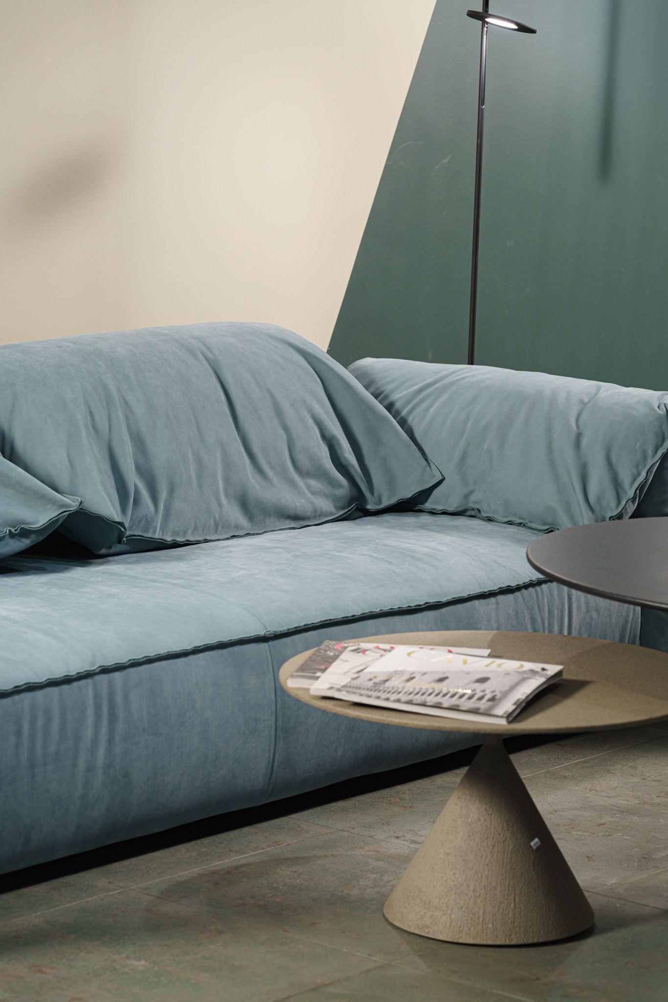 Baxter Диван Casablanca Kashmir Sucre от Baxter — в интерьере
