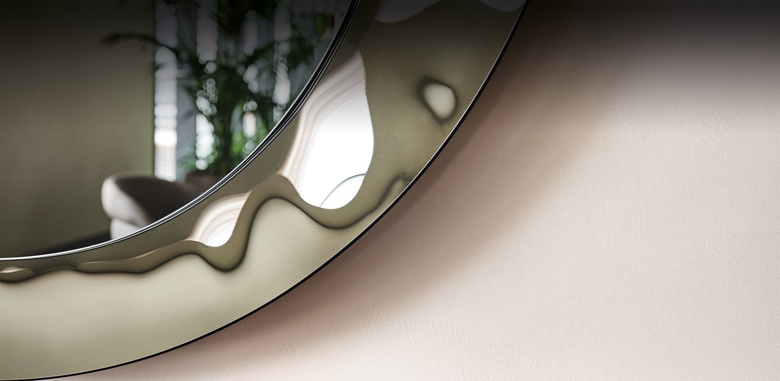 Cattelan Italia Зеркало Cosmos от Cattelan Italia — в интерьере