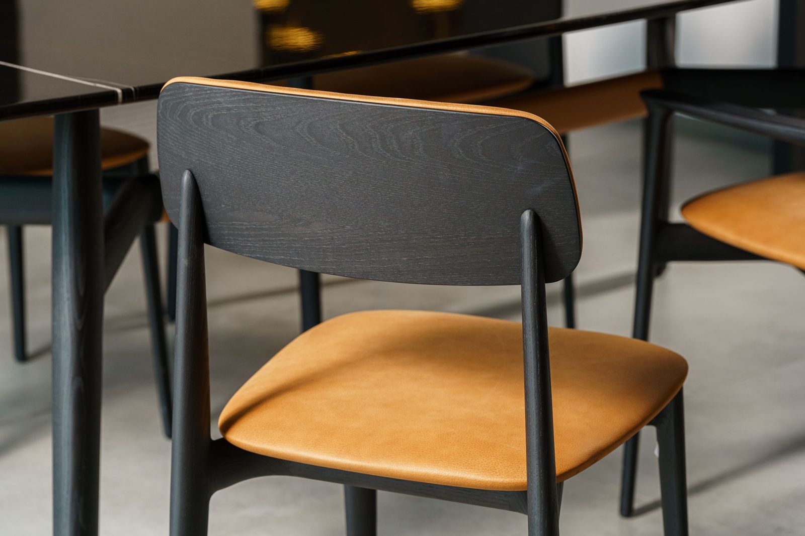 Poliform Стул Curve от Poliform — в интерьере