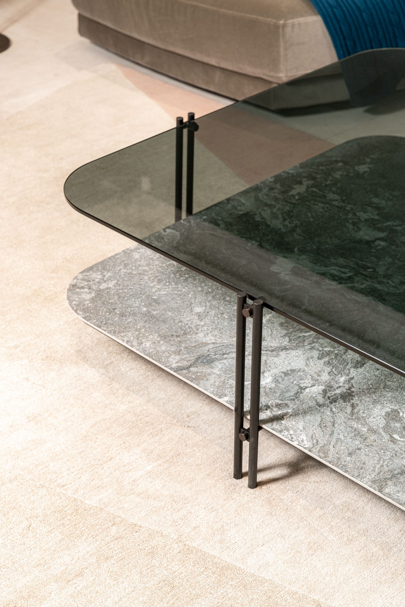 Cattelan Italia Журнальный столик Biplane Square от Cattelan Italia — в интерьере
