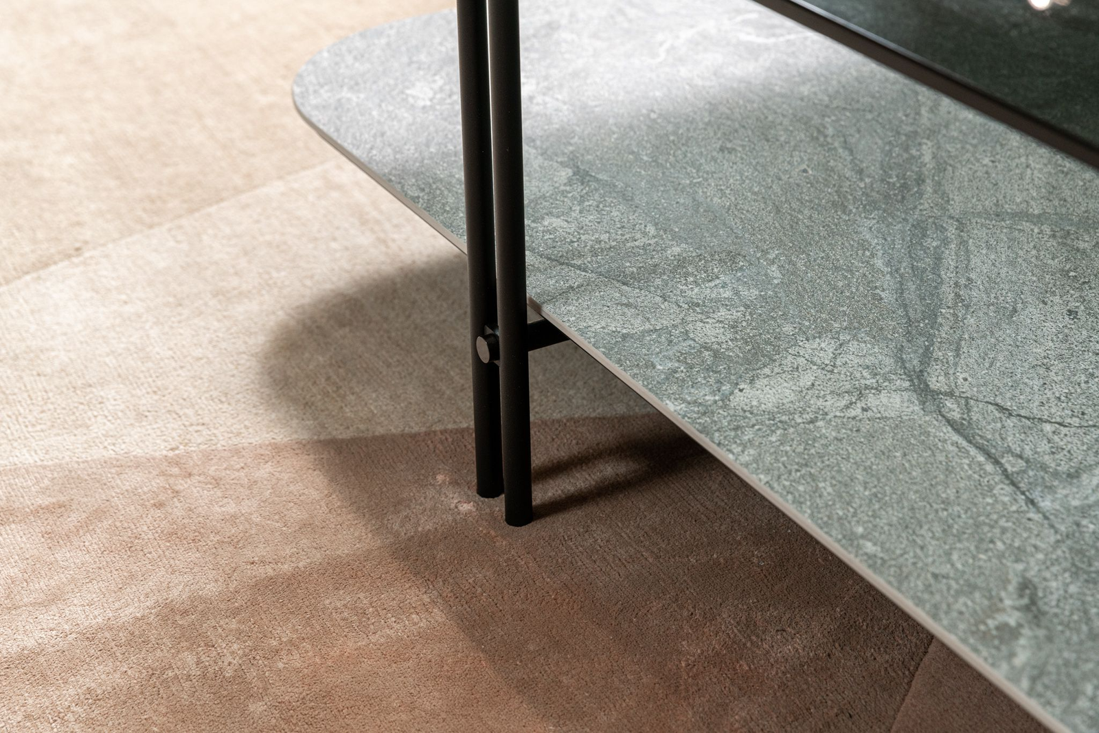 Cattelan Italia Журнальный столик Biplane Square от Cattelan Italia — в интерьере
