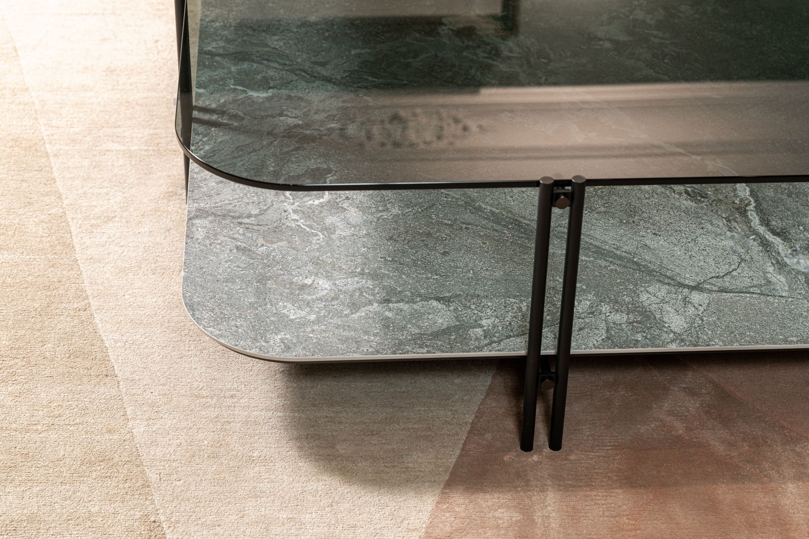 Cattelan Italia Журнальный столик Biplane Square от Cattelan Italia — в интерьере