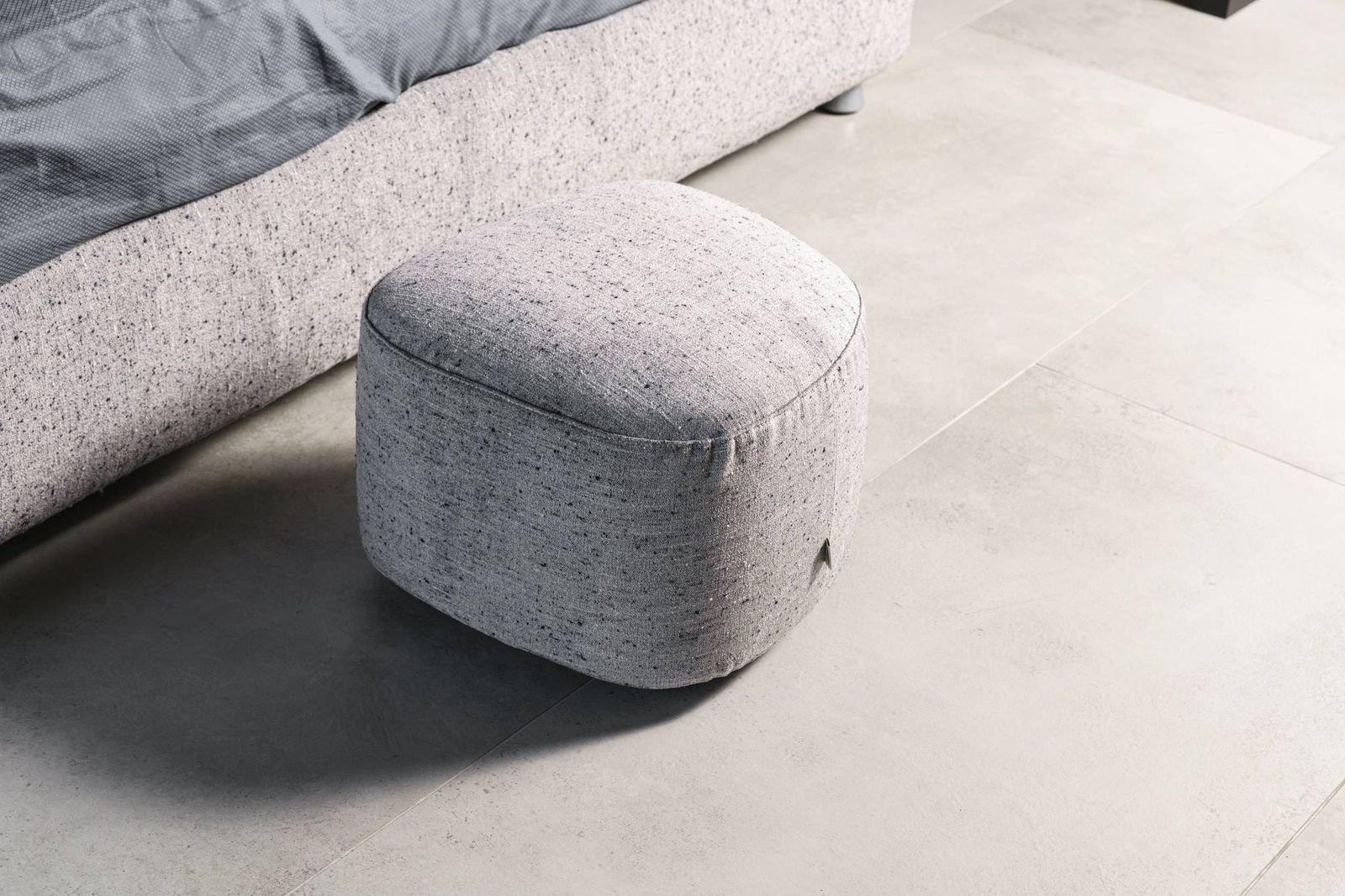 Flou Пуф Pierre Stone 505 от Flou — в интерьере