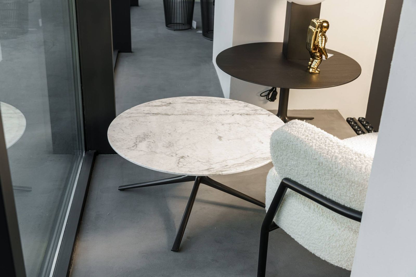 Poliform Журнальный столик Mondrian Calacatta oro от Poliform — в интерьере