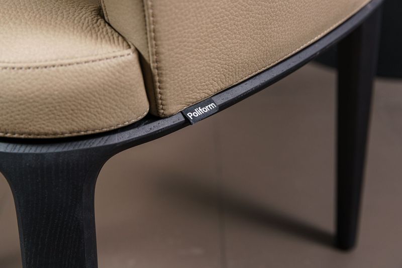 Poliform Стул с подлокотниками Sophie Lite Silk Biege от Poliform