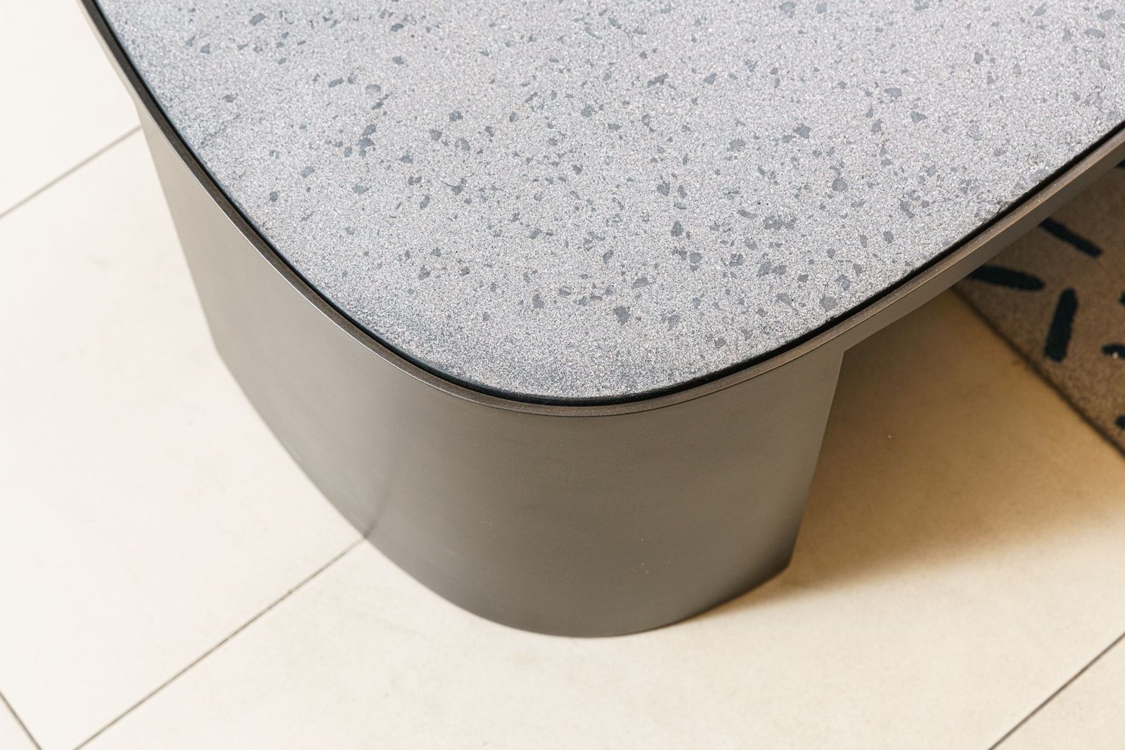 Poliform Журнальный столик Koishi 105 от Poliform — в интерьере