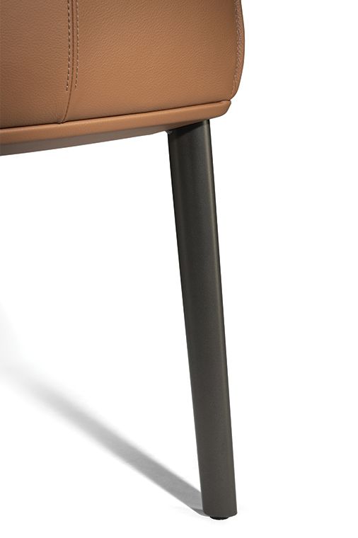 Poltrona Frau Стул Archibald Metal Base от Poltrona Frau — в интерьере