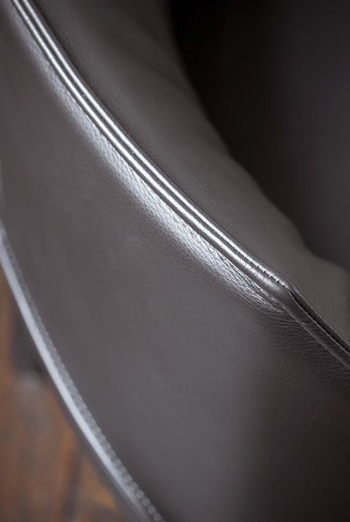 Poltrona Frau Стул Archibald Metal Base от Poltrona Frau — в интерьере