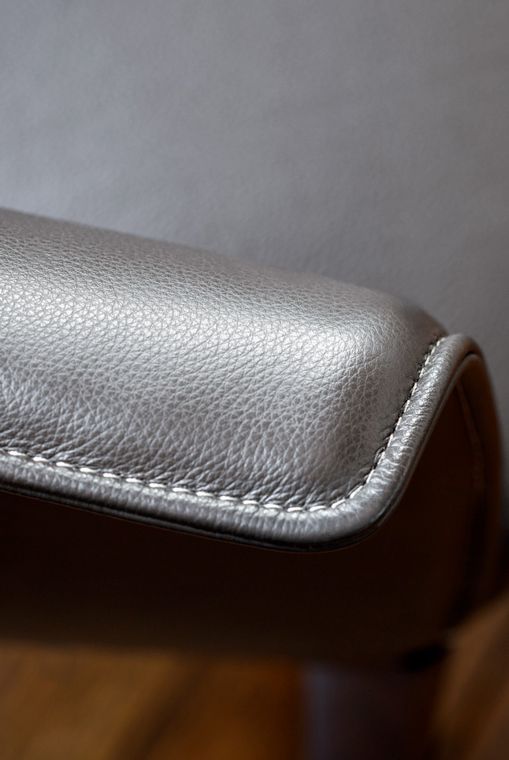 Poltrona Frau Стул Archibald Metal Base от Poltrona Frau — в интерьере