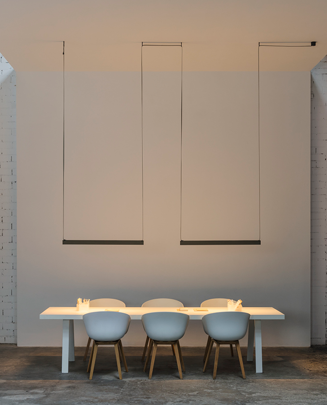 Vibia Подвесной светильник Plusminus Green Cone от Vibia — в интерьере