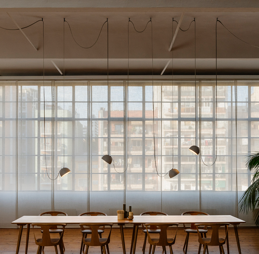 Vibia Подвесной светильник Plusminus Green Cone от Vibia — в интерьере