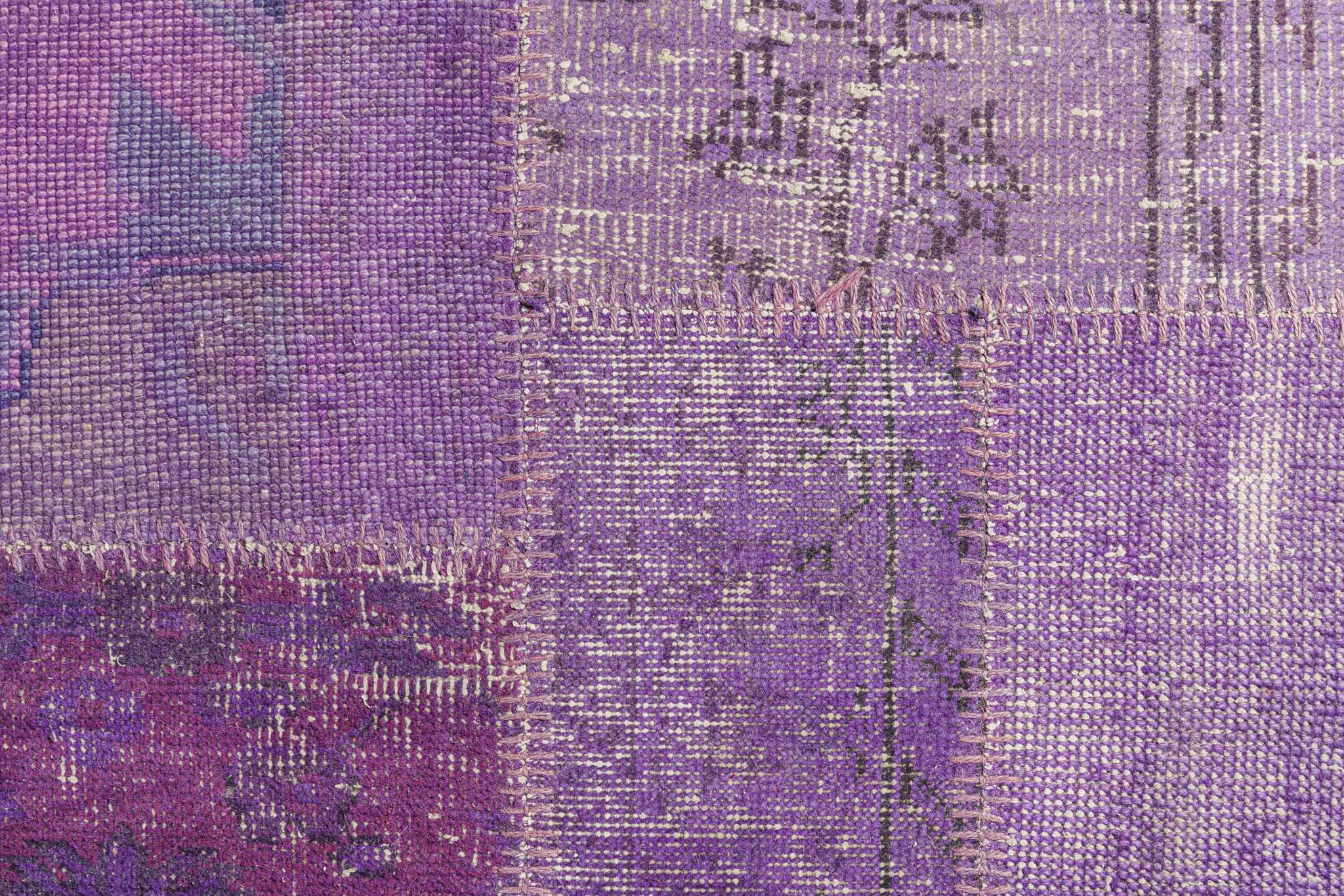 Flou Ковер Ковер Patchwork Purple от Subasi от Flou — в интерьере