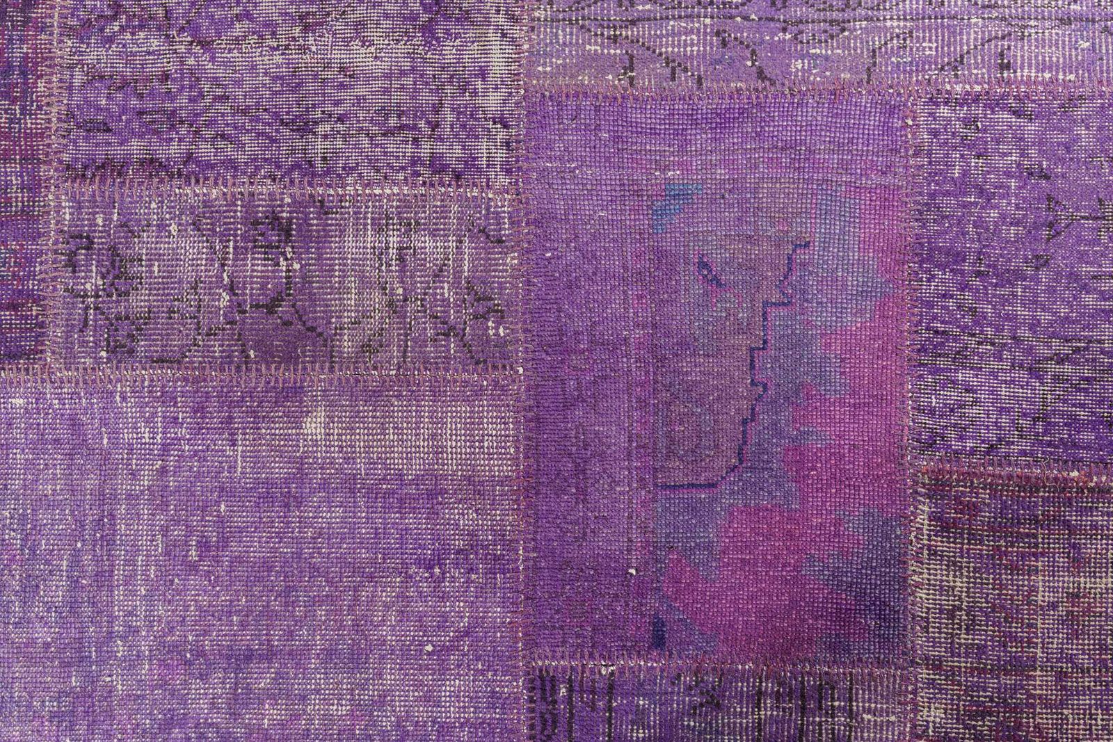 Flou Ковер Ковер Patchwork Purple от Subasi от Flou — в интерьере